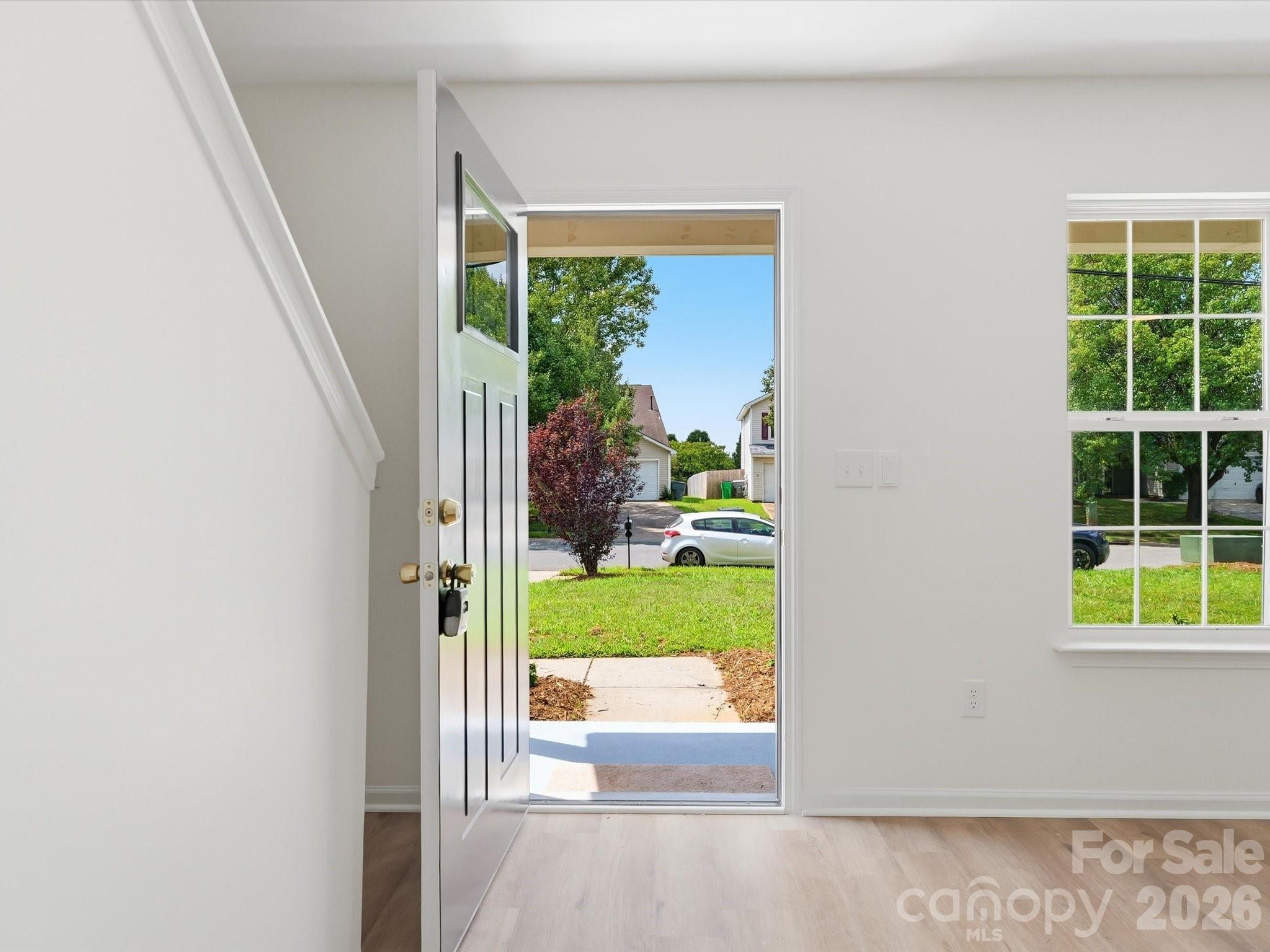 908 Lakehill Road — Charlotte