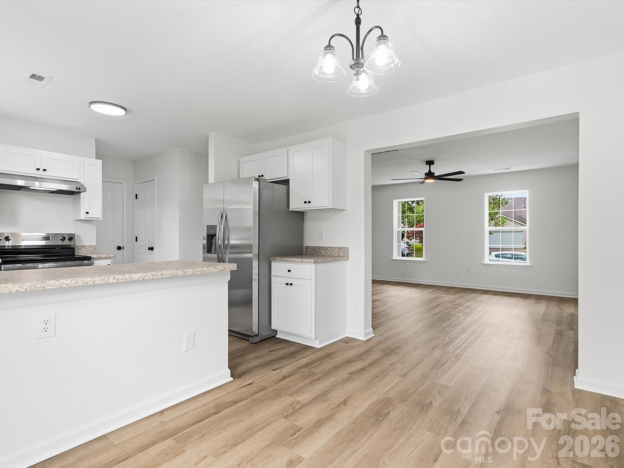 908 Lakehill Road — Charlotte