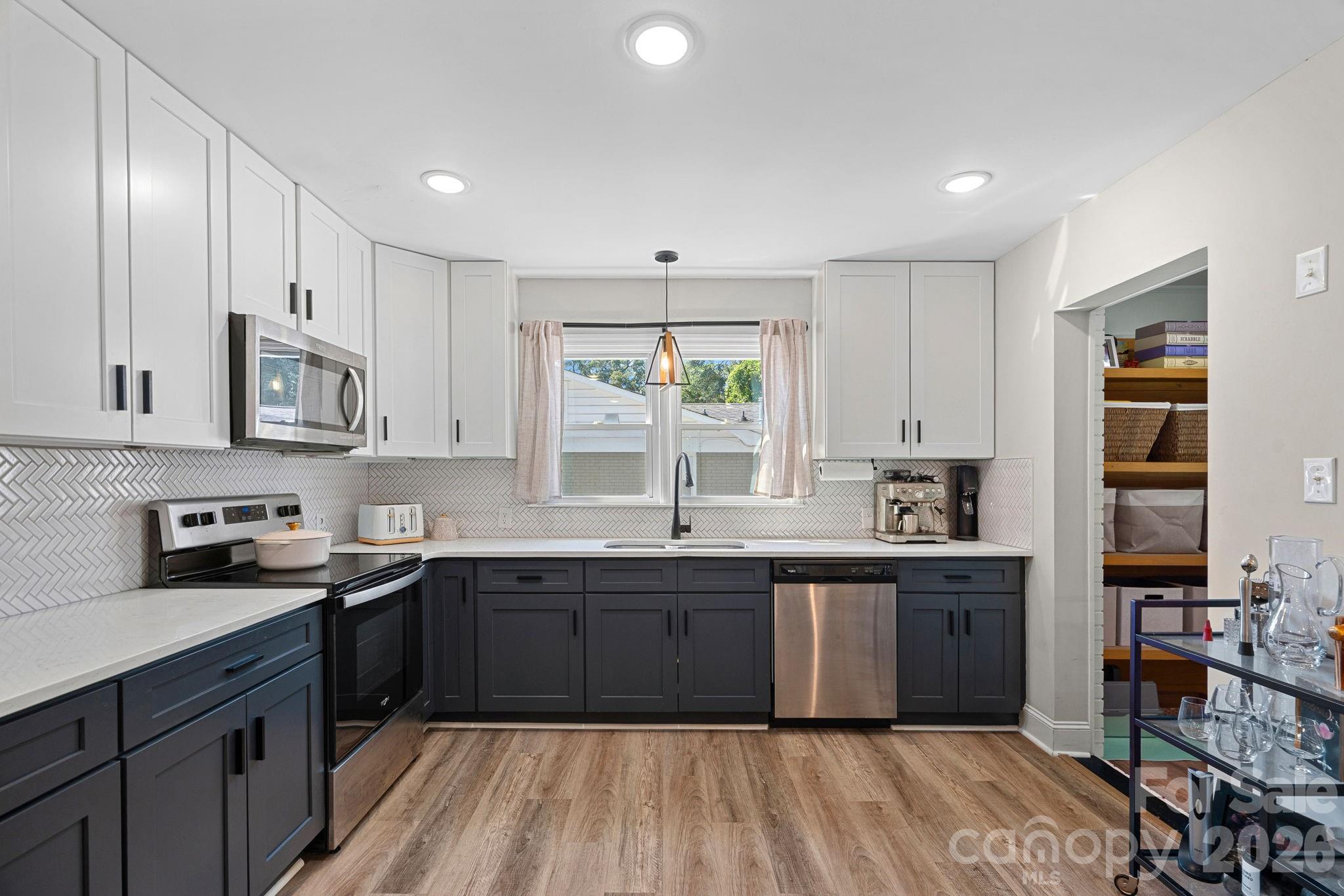 1036 Cutler Place — Charlotte