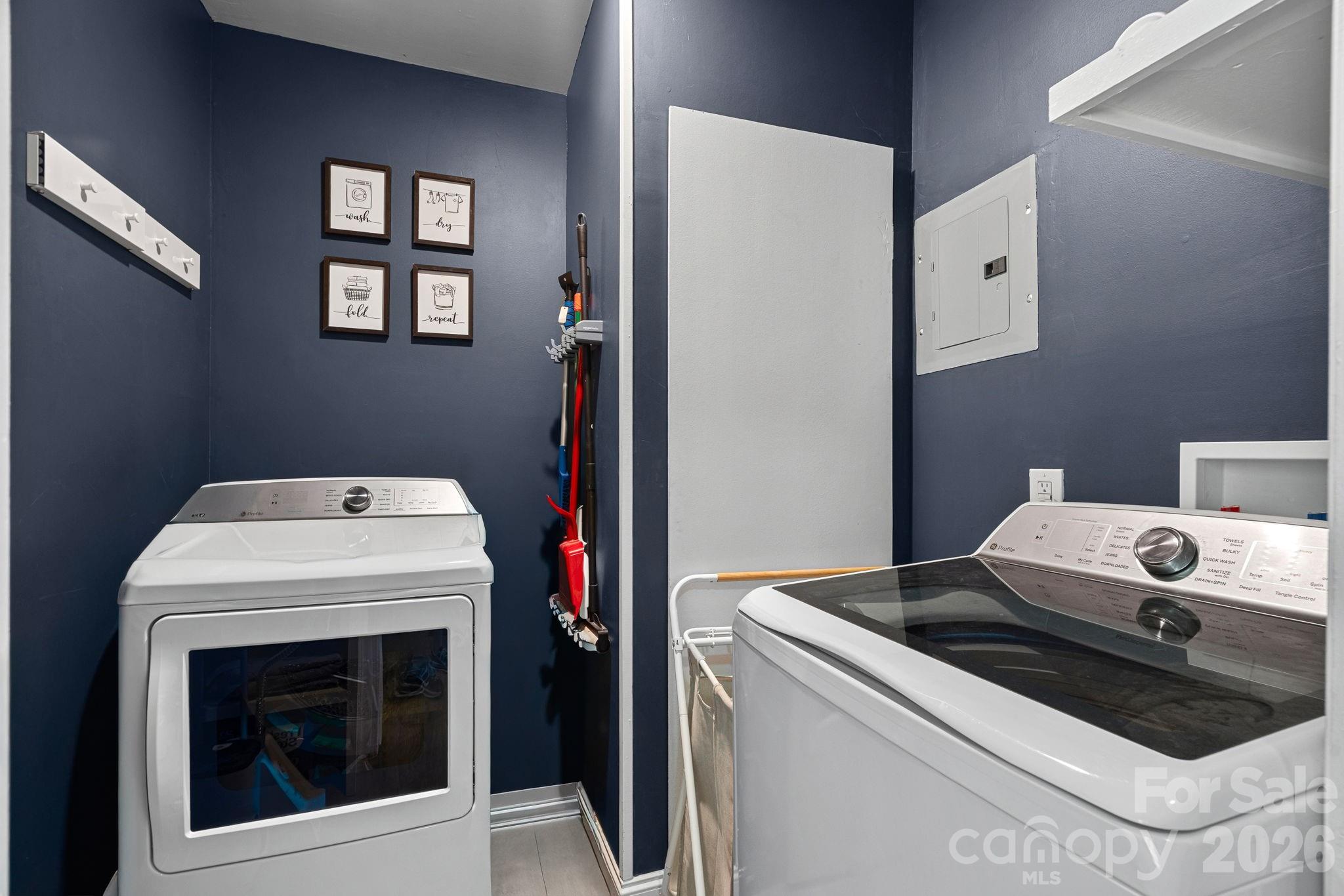 1036 Cutler Place — Charlotte