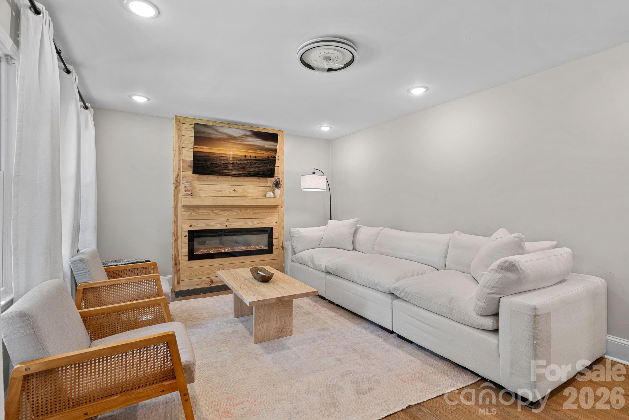 1036 Cutler Place — Charlotte