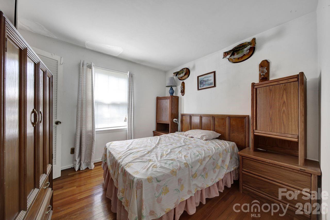 6010 Red Carriage Lane — Charlotte