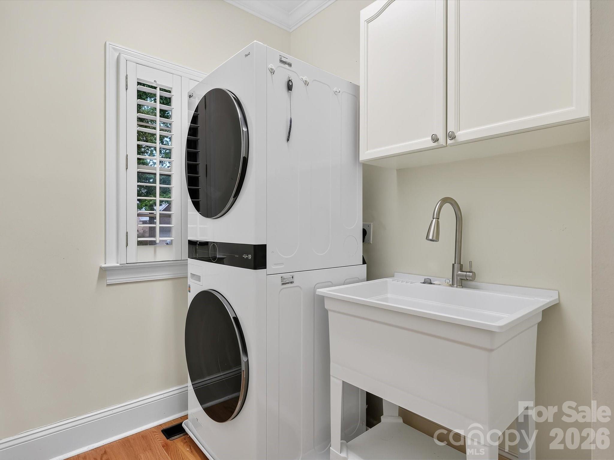 6505 Enclave Place — Charlotte