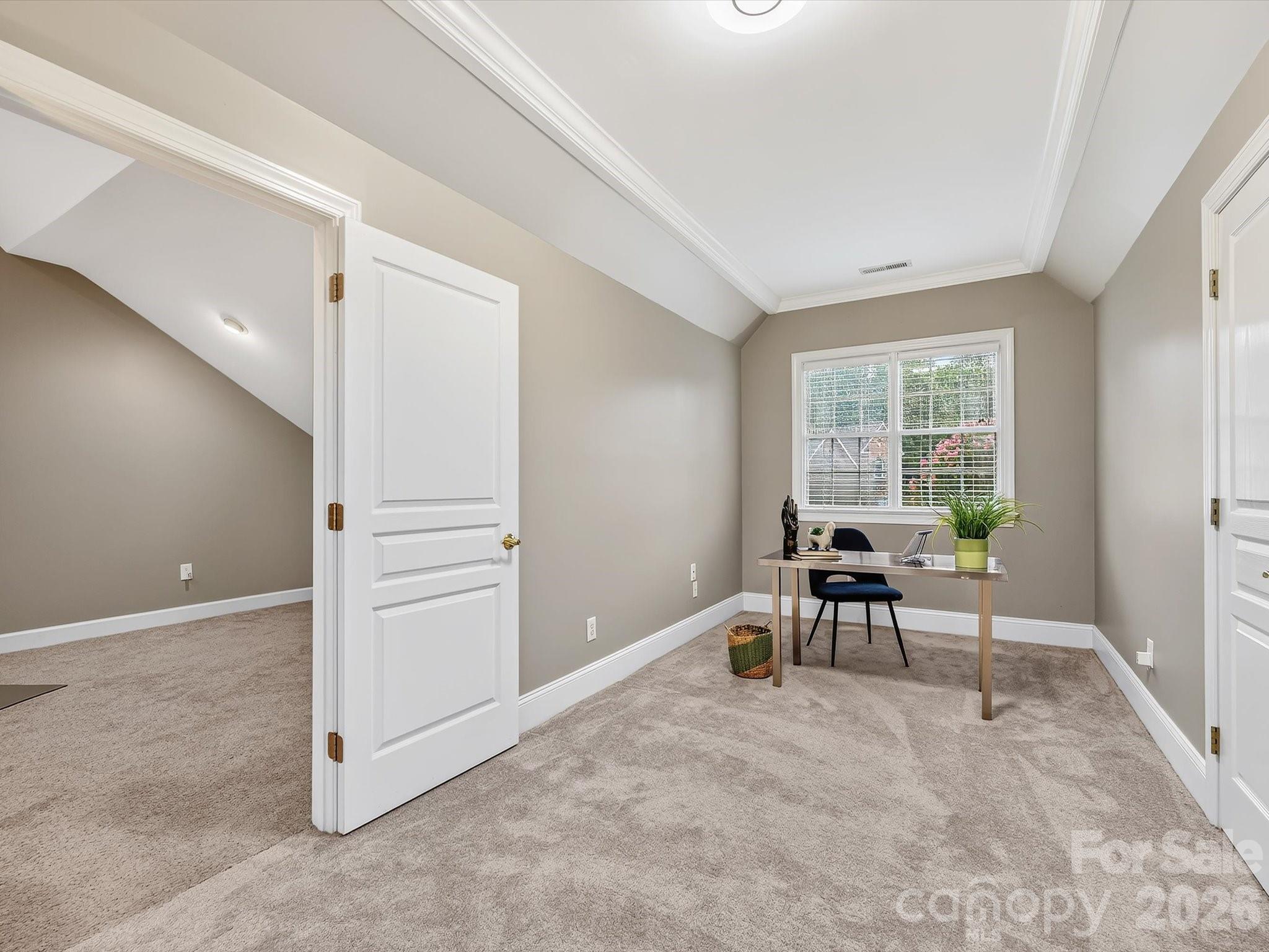 6505 Enclave Place — Charlotte