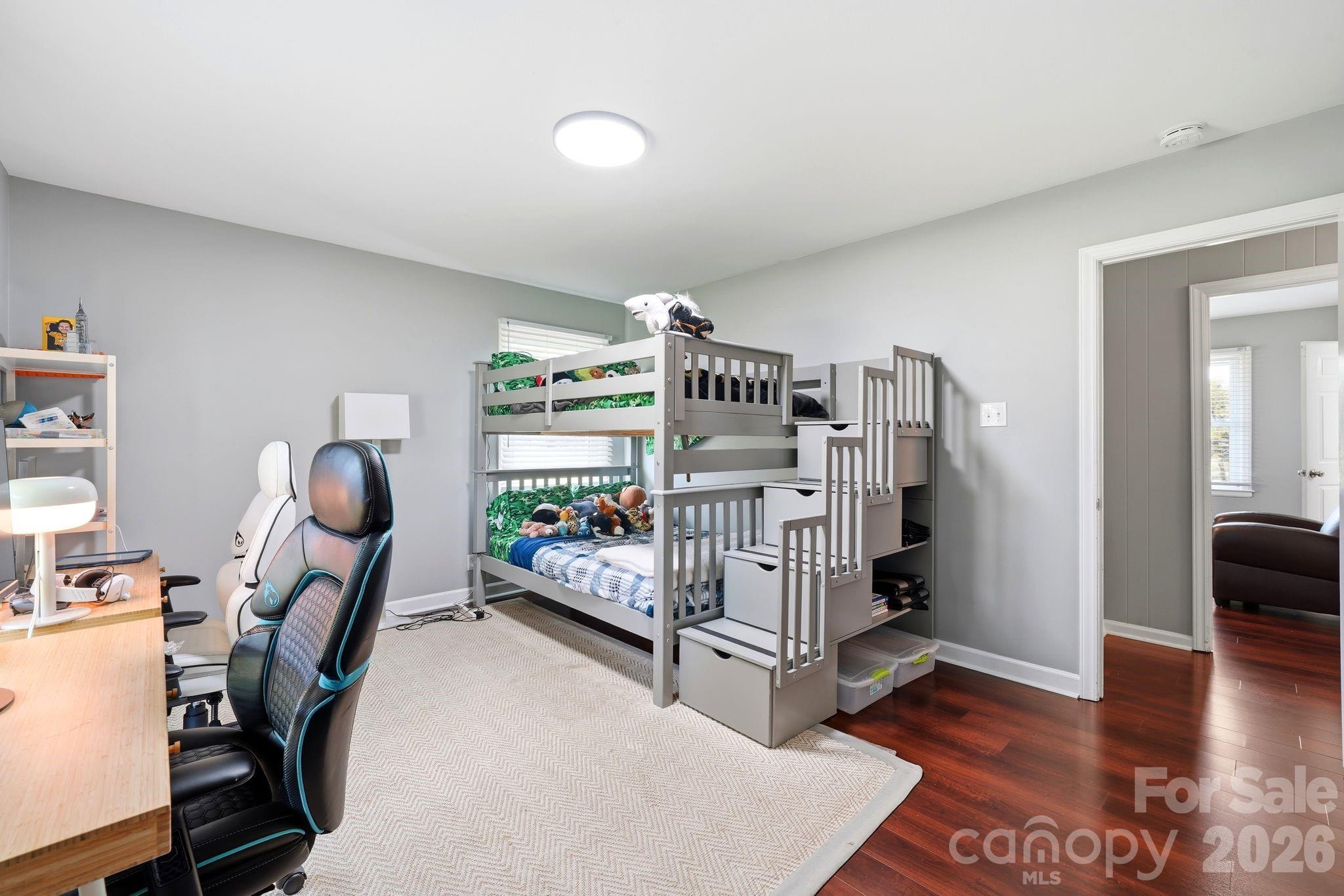 1335 Stoneyridge Drive — Charlotte