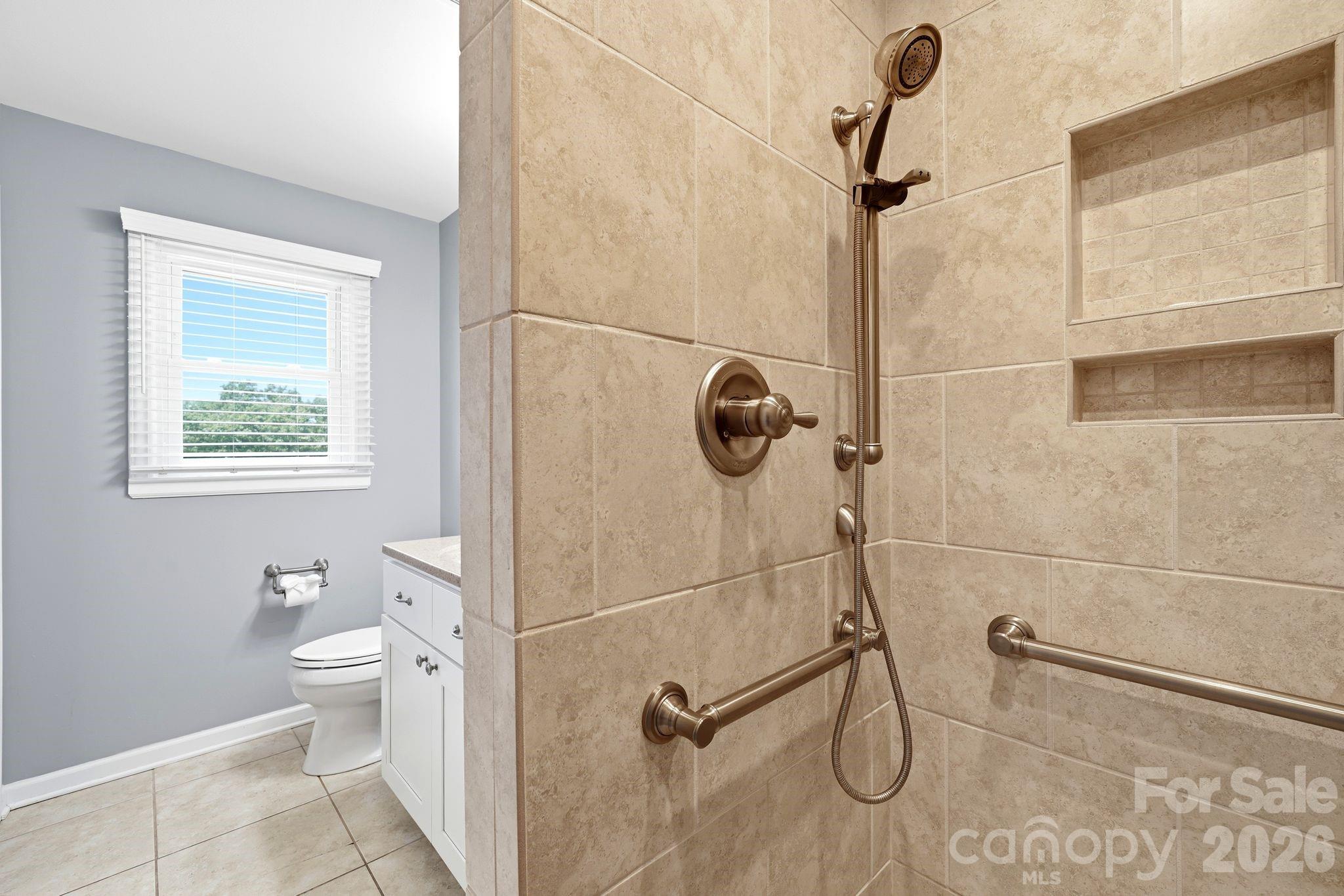 1335 Stoneyridge Drive — Charlotte