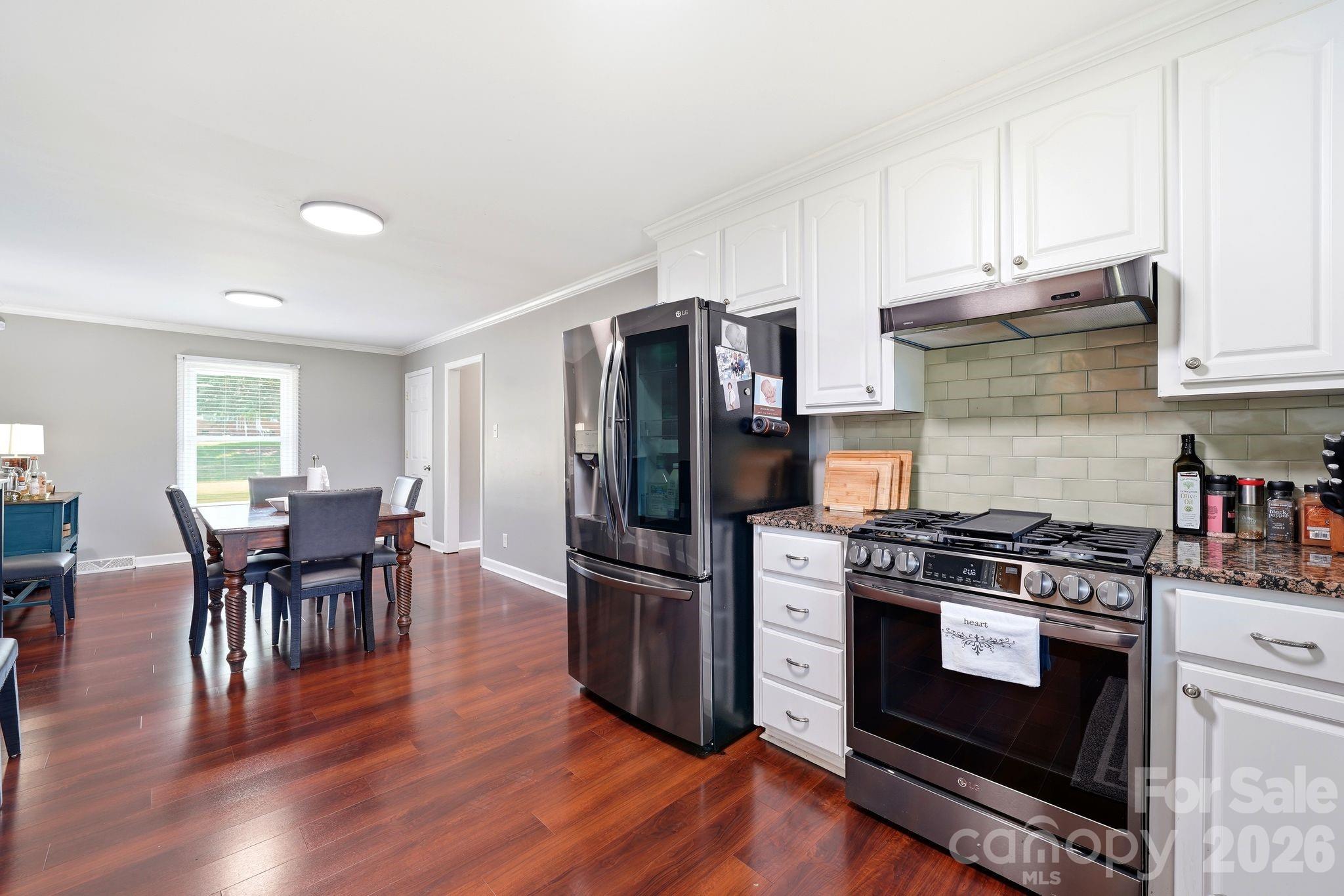 1335 Stoneyridge Drive — Charlotte