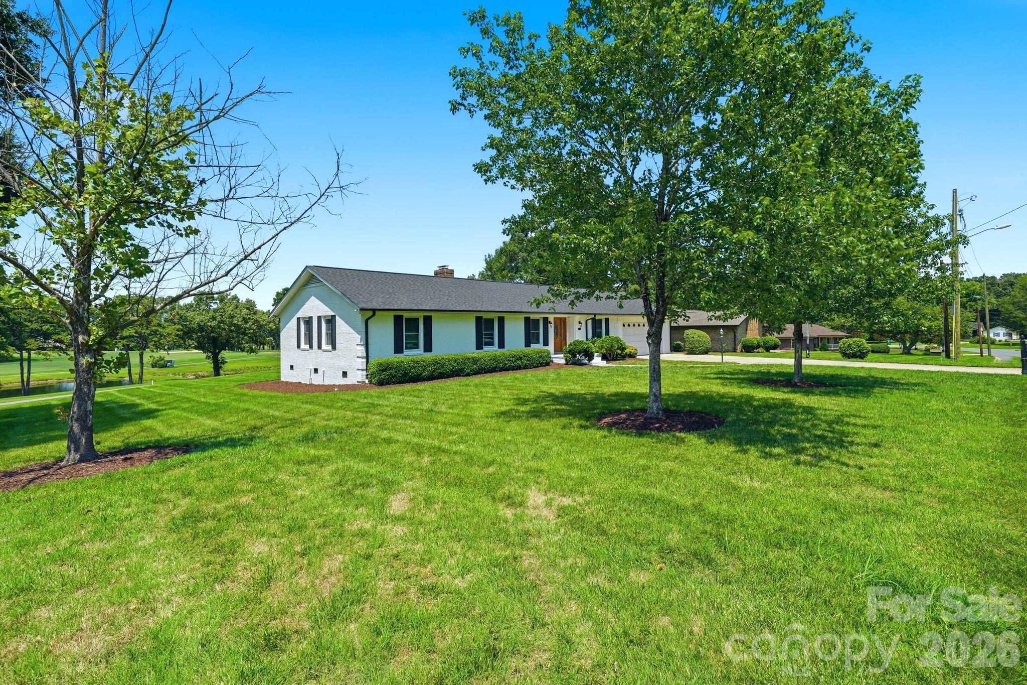 1335 Stoneyridge Drive — Charlotte