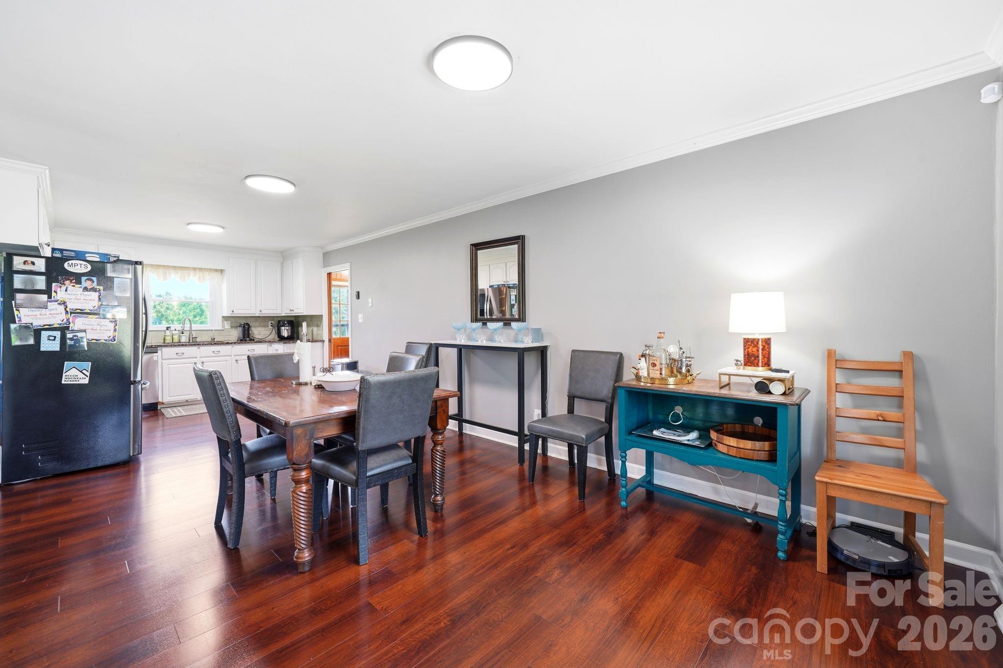1335 Stoneyridge Drive — Charlotte