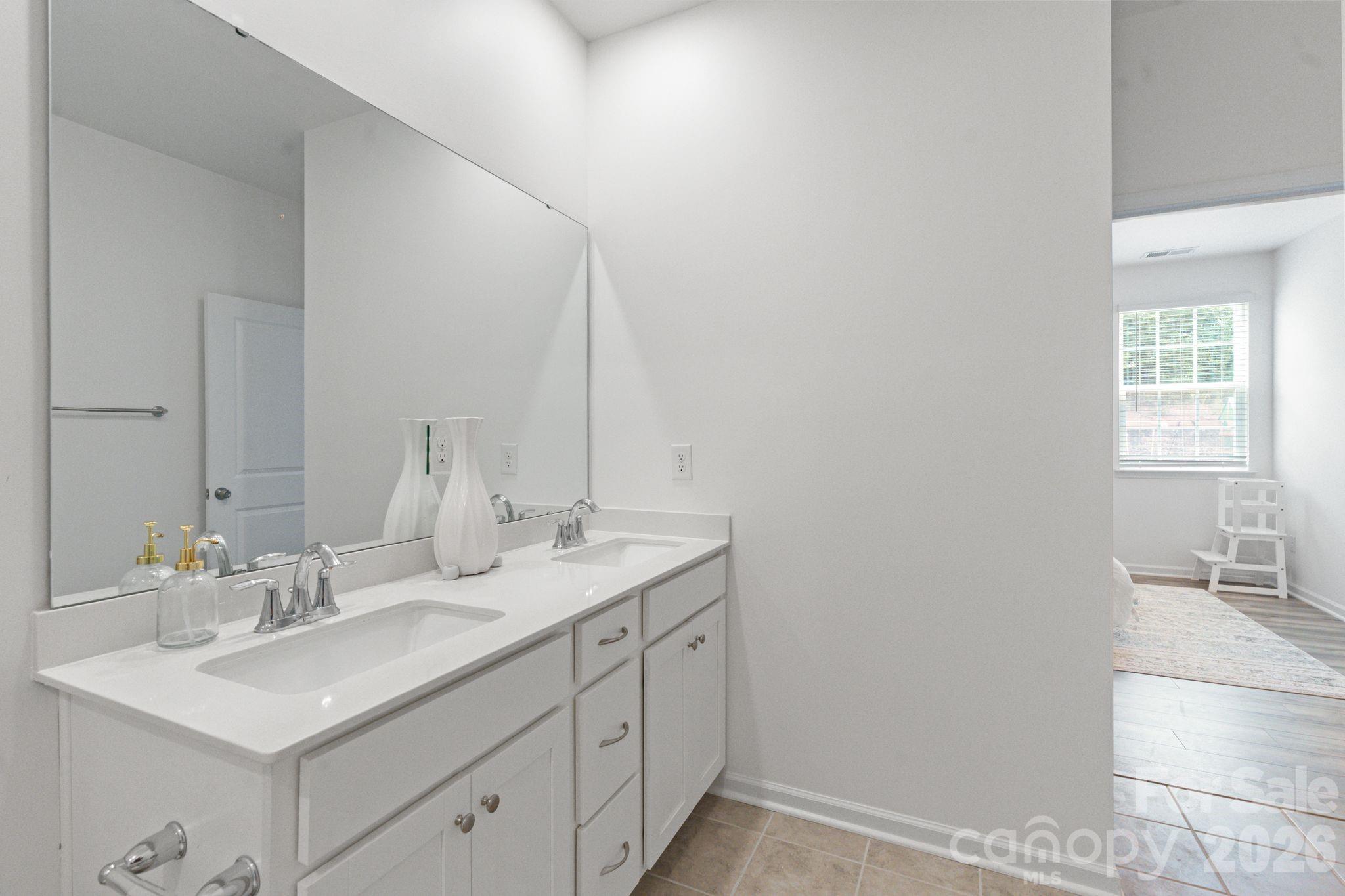 378 Kennerly Center Drive — Mooresville