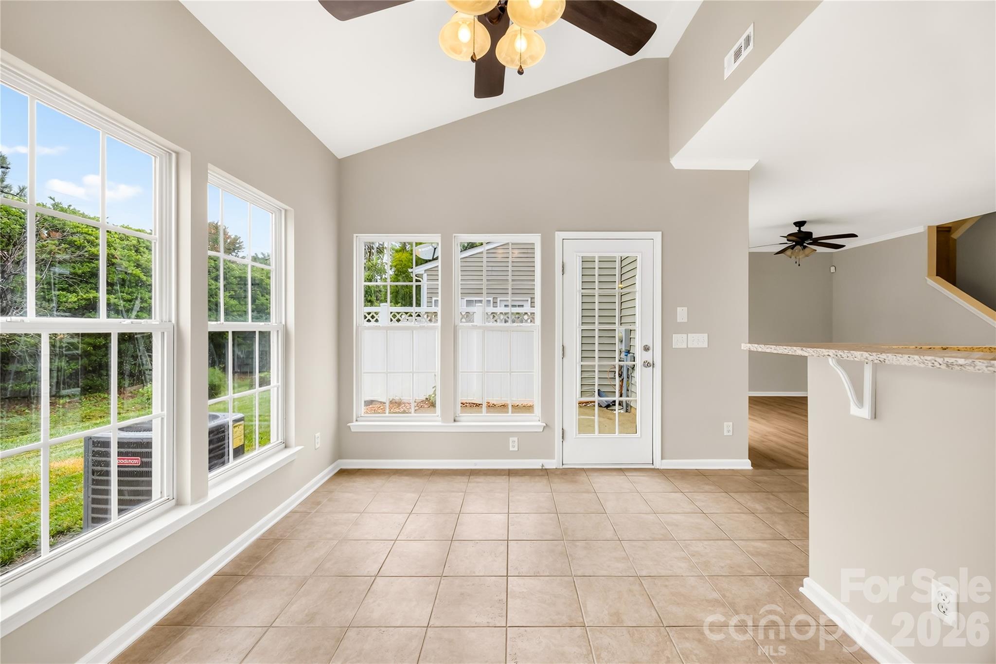 10011 Alexander Martin Avenue — Charlotte
