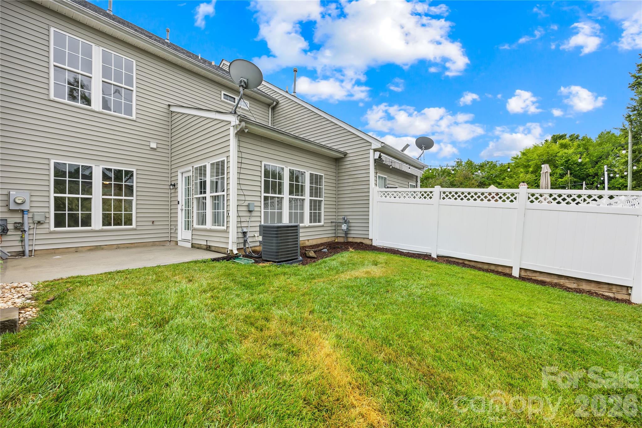10011 Alexander Martin Avenue — Charlotte