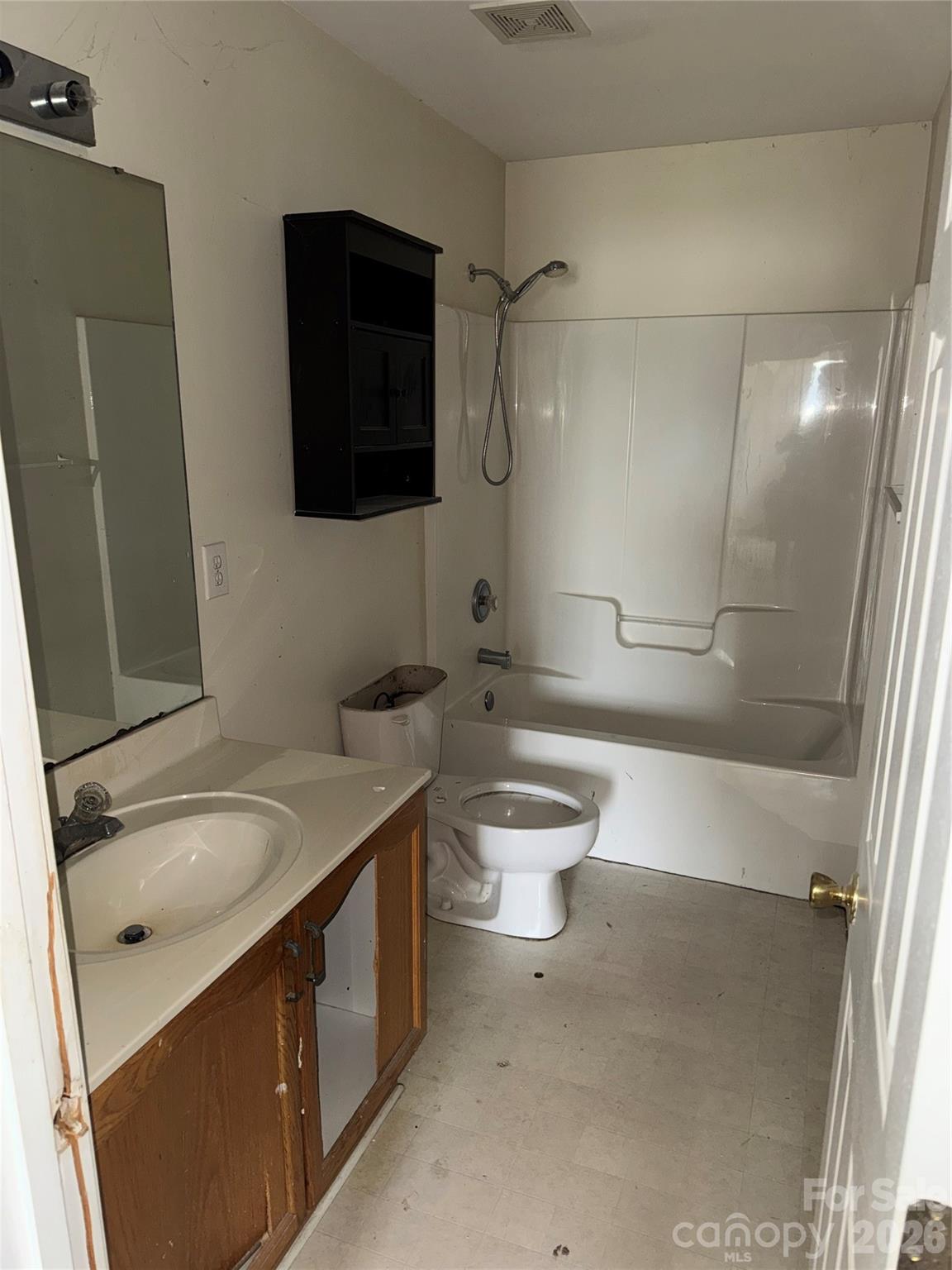 1319 Red Tallen Court — Charlotte