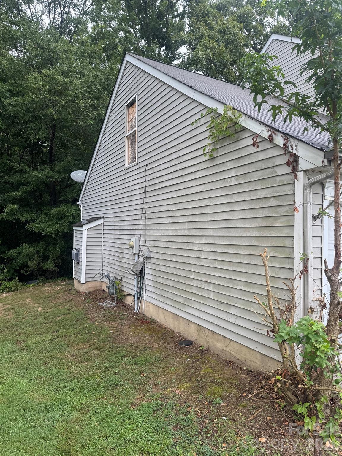 1319 Red Tallen Court — Charlotte