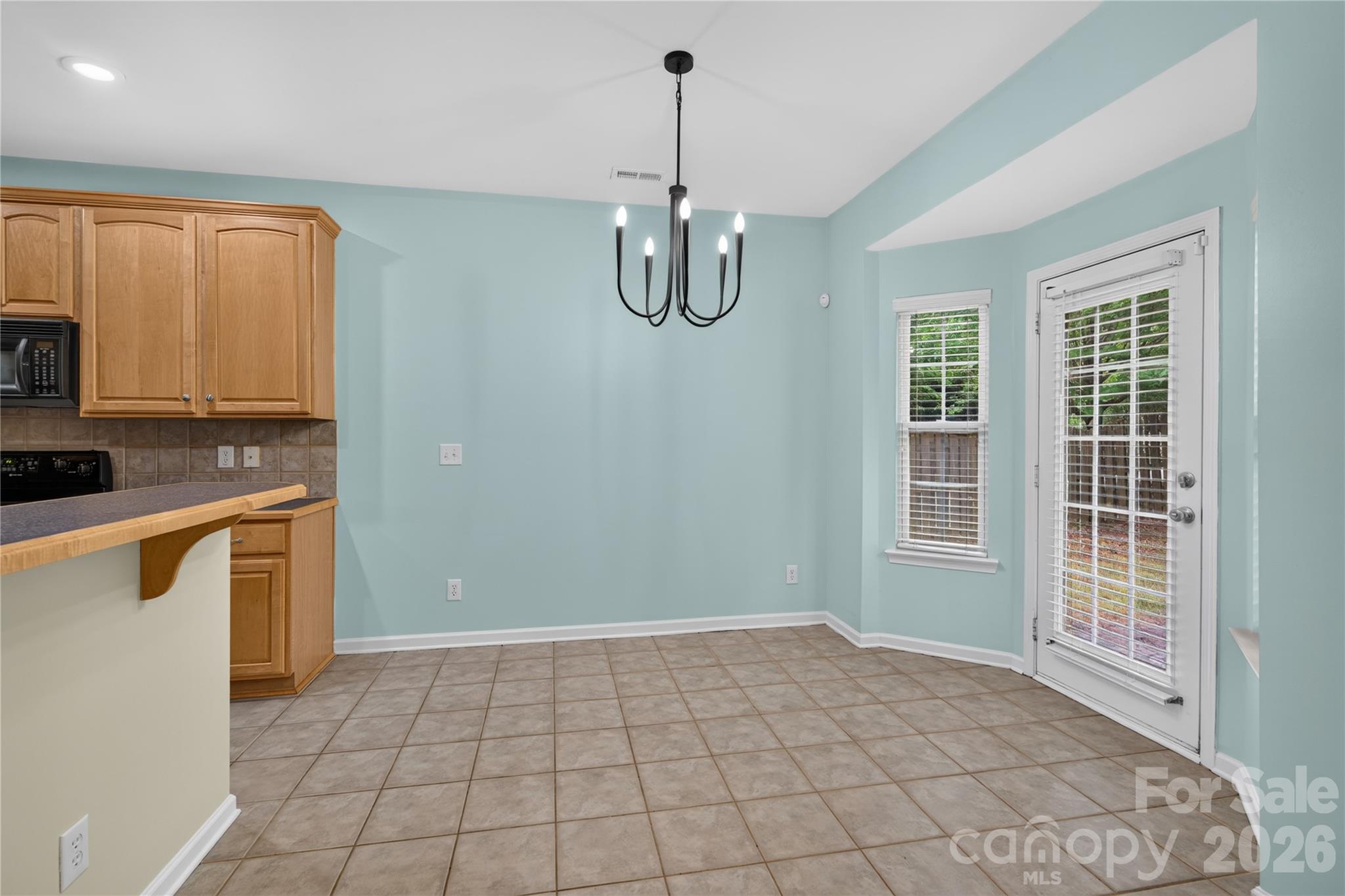 17222 Westmill Lane — Charlotte