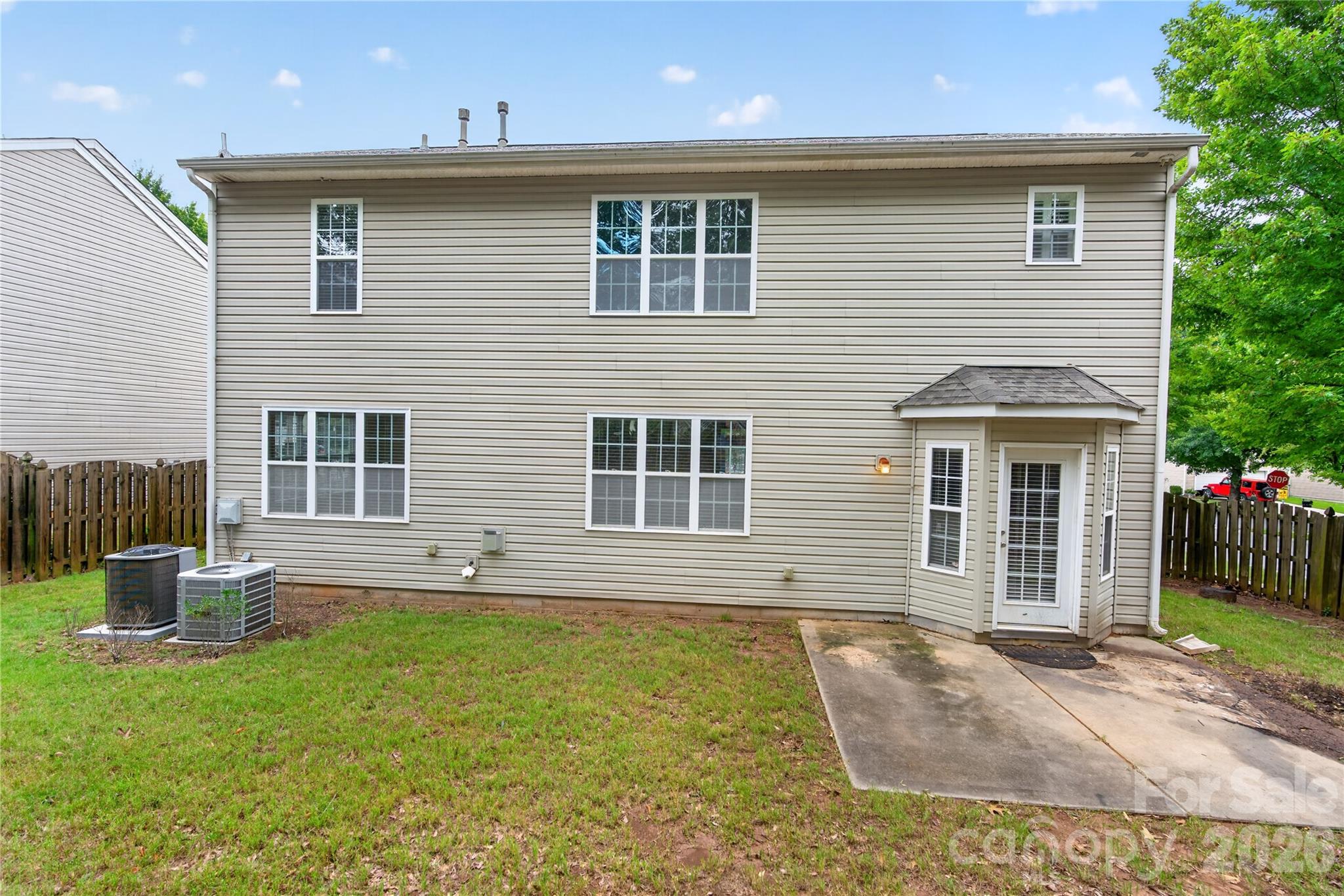17222 Westmill Lane — Charlotte