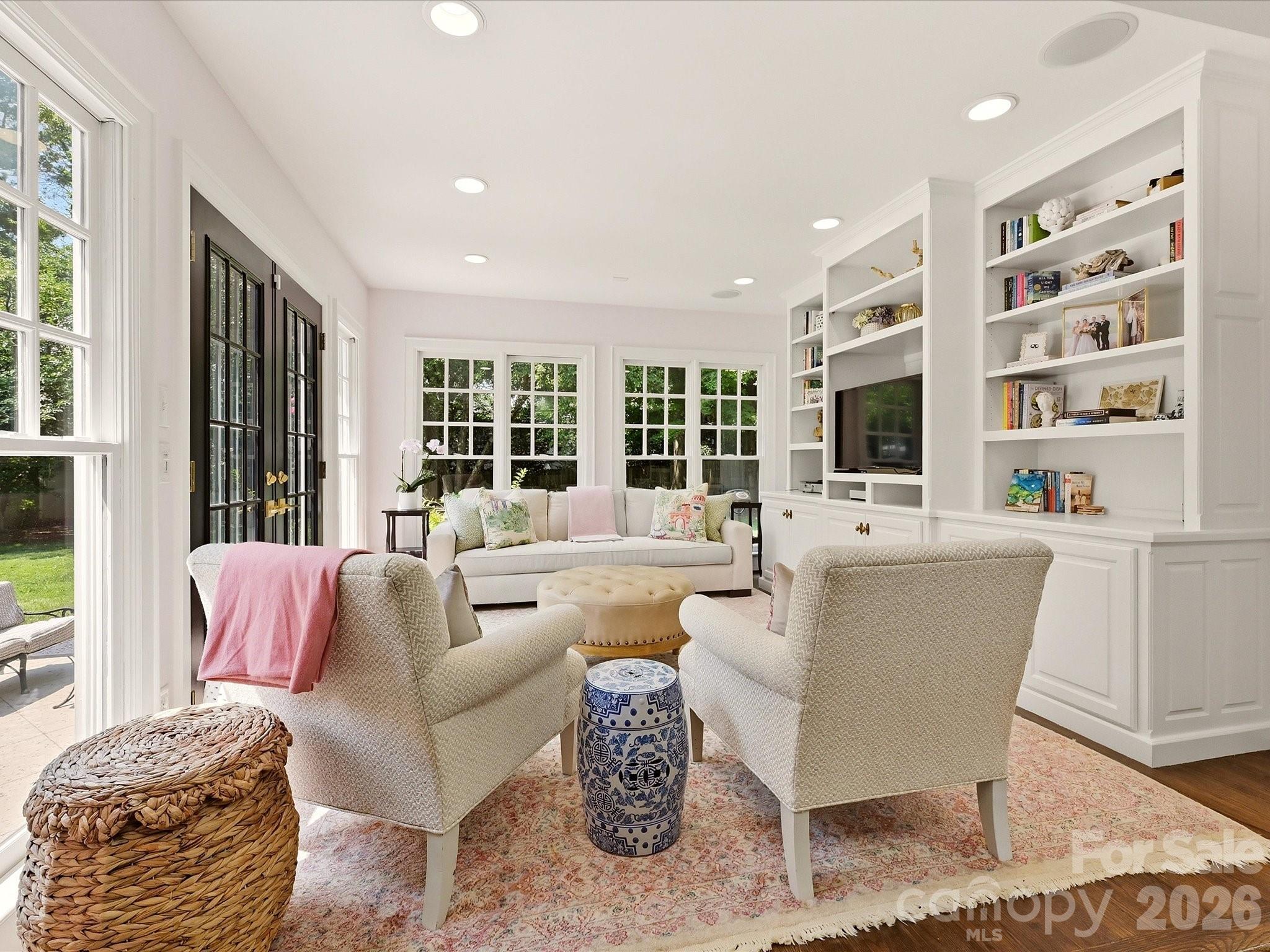 1642 Providence Road — Charlotte