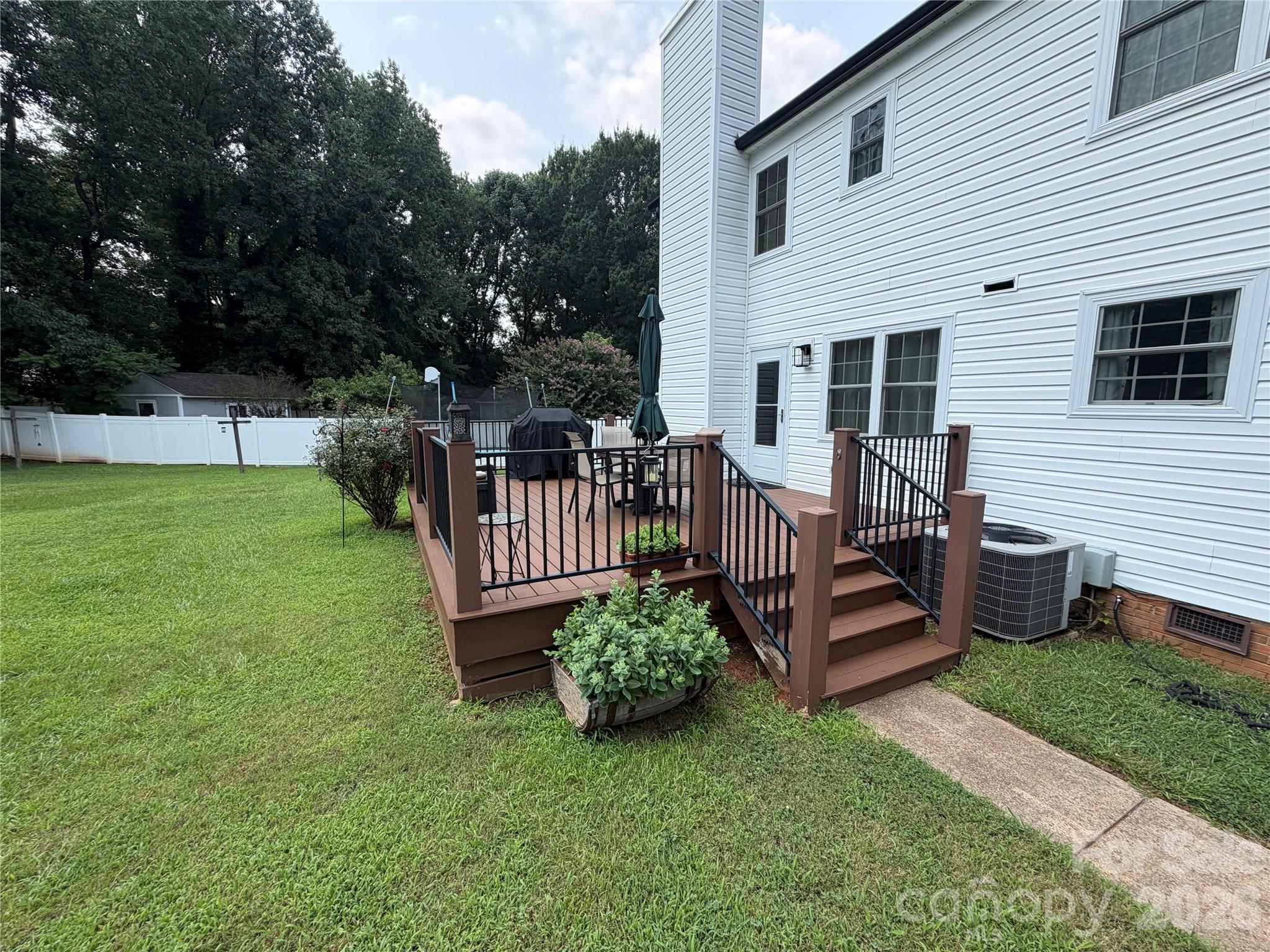 9850 Standing Wood Court — Charlotte