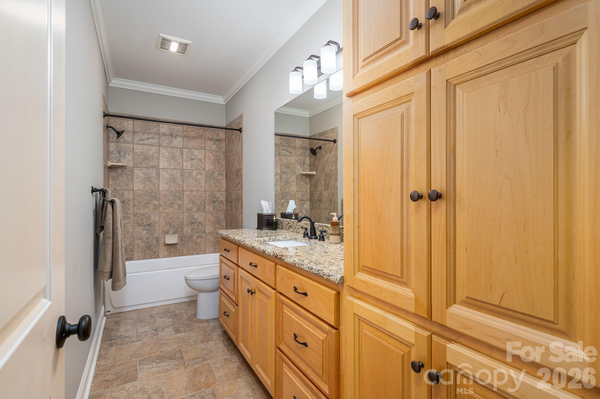2474 Gateway Lane — Lincolnton