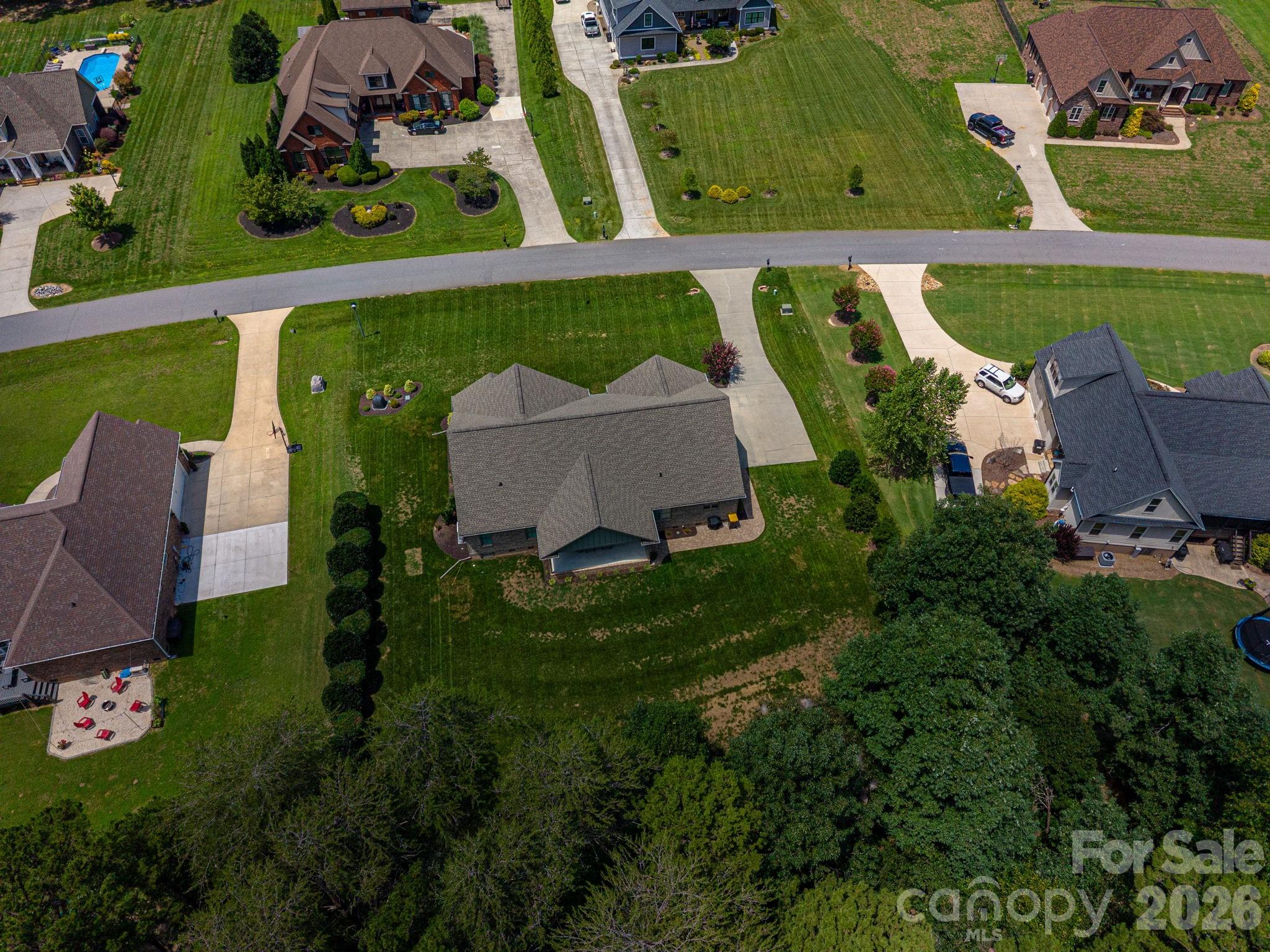 2474 Gateway Lane — Lincolnton