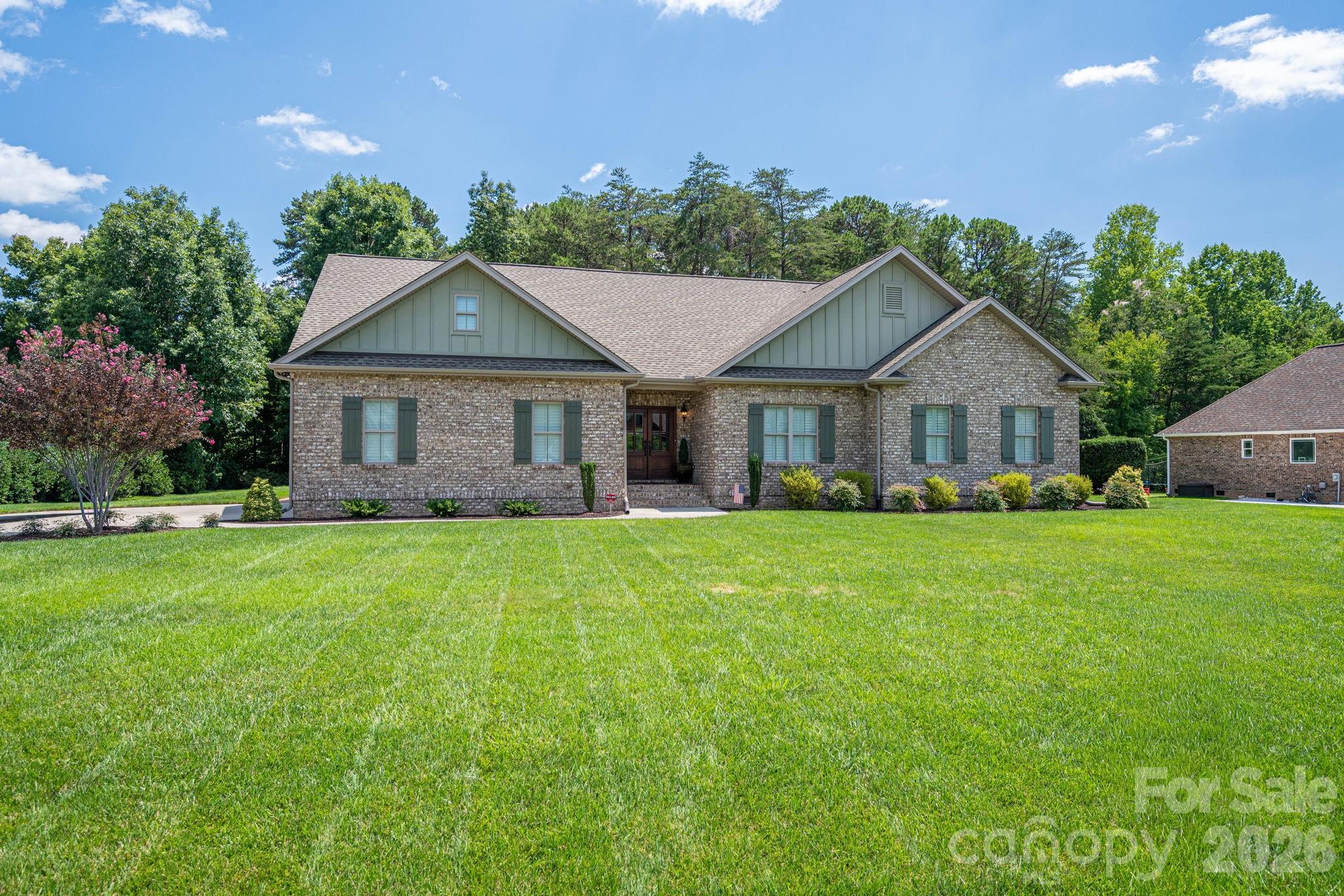 2474 Gateway Lane — Lincolnton