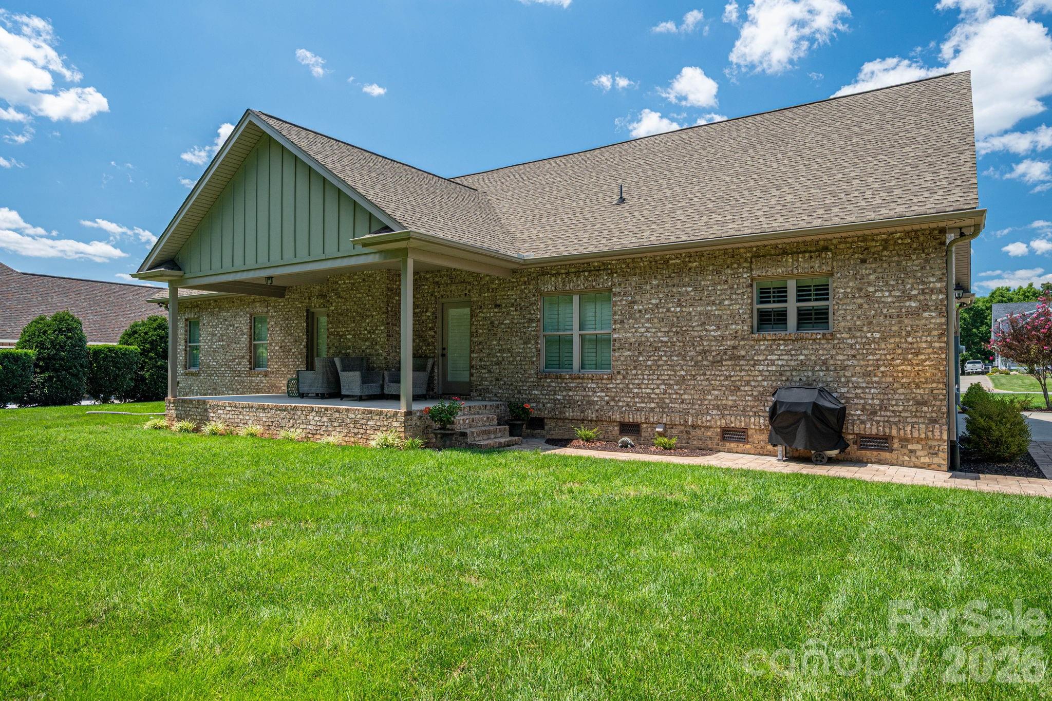 2474 Gateway Lane — Lincolnton
