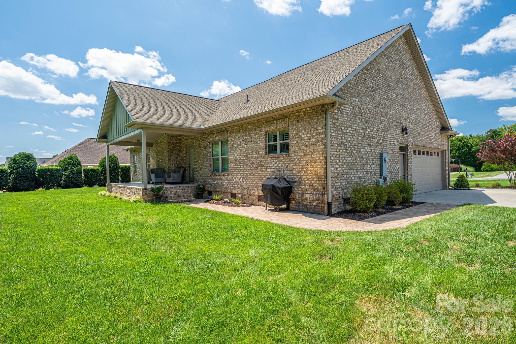 2474 Gateway Lane — Lincolnton