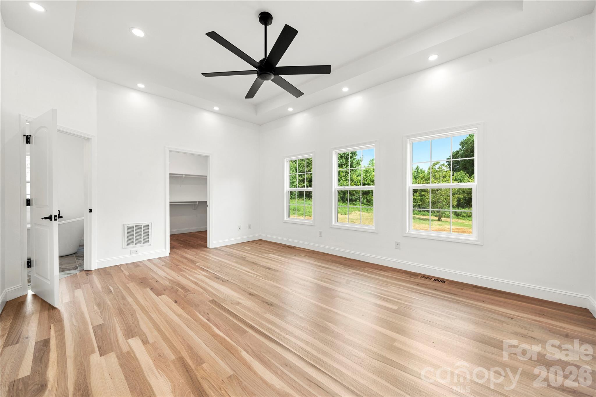 5574 Bucks Garage Road — Catawba