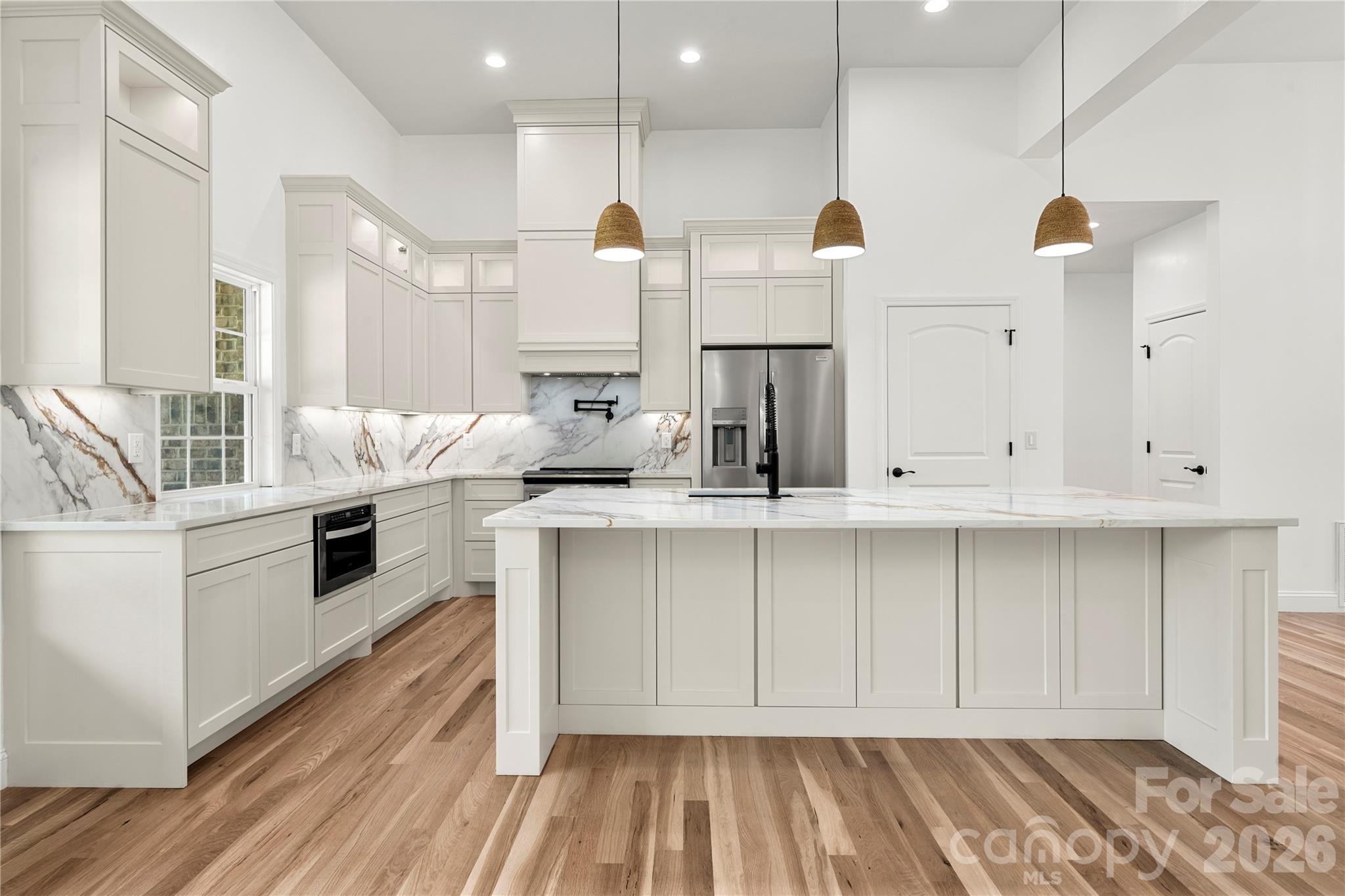 5574 Bucks Garage Road — Catawba