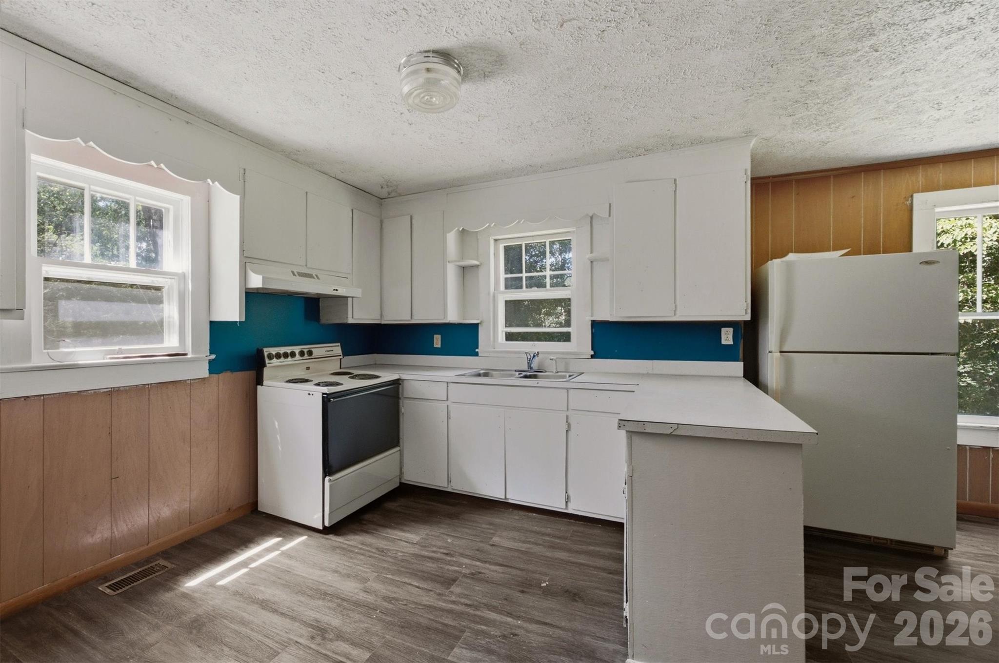 2155 Pa Jolly Lane — Granite Falls