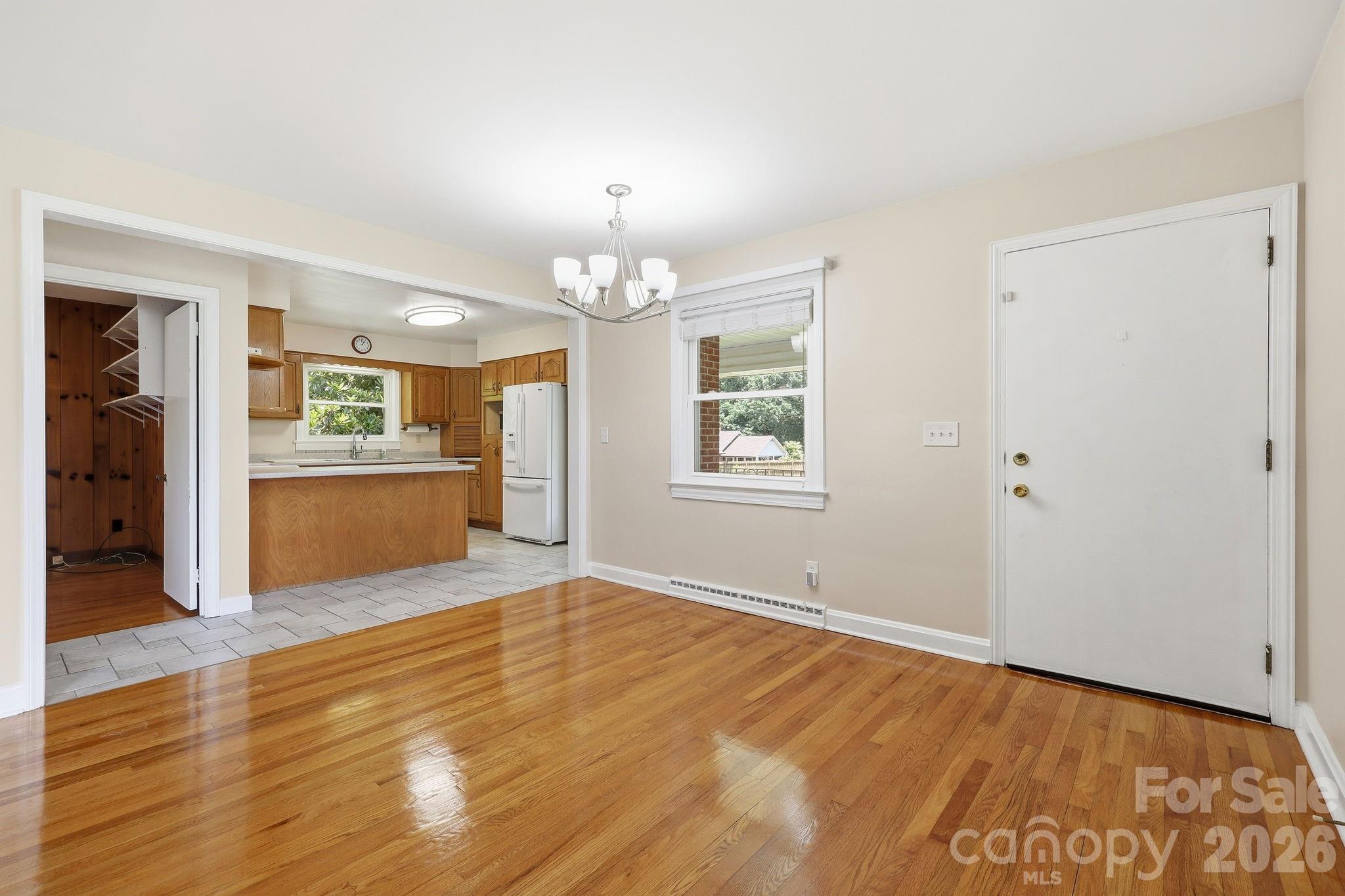 845 Sand Hill Road — Asheville