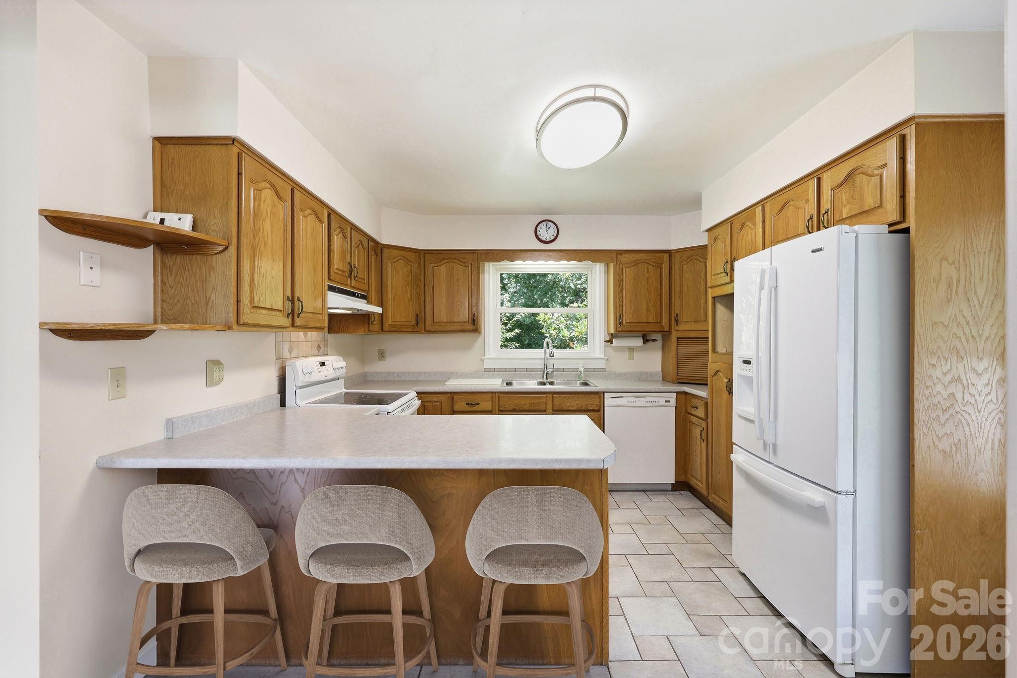 845 Sand Hill Road — Asheville