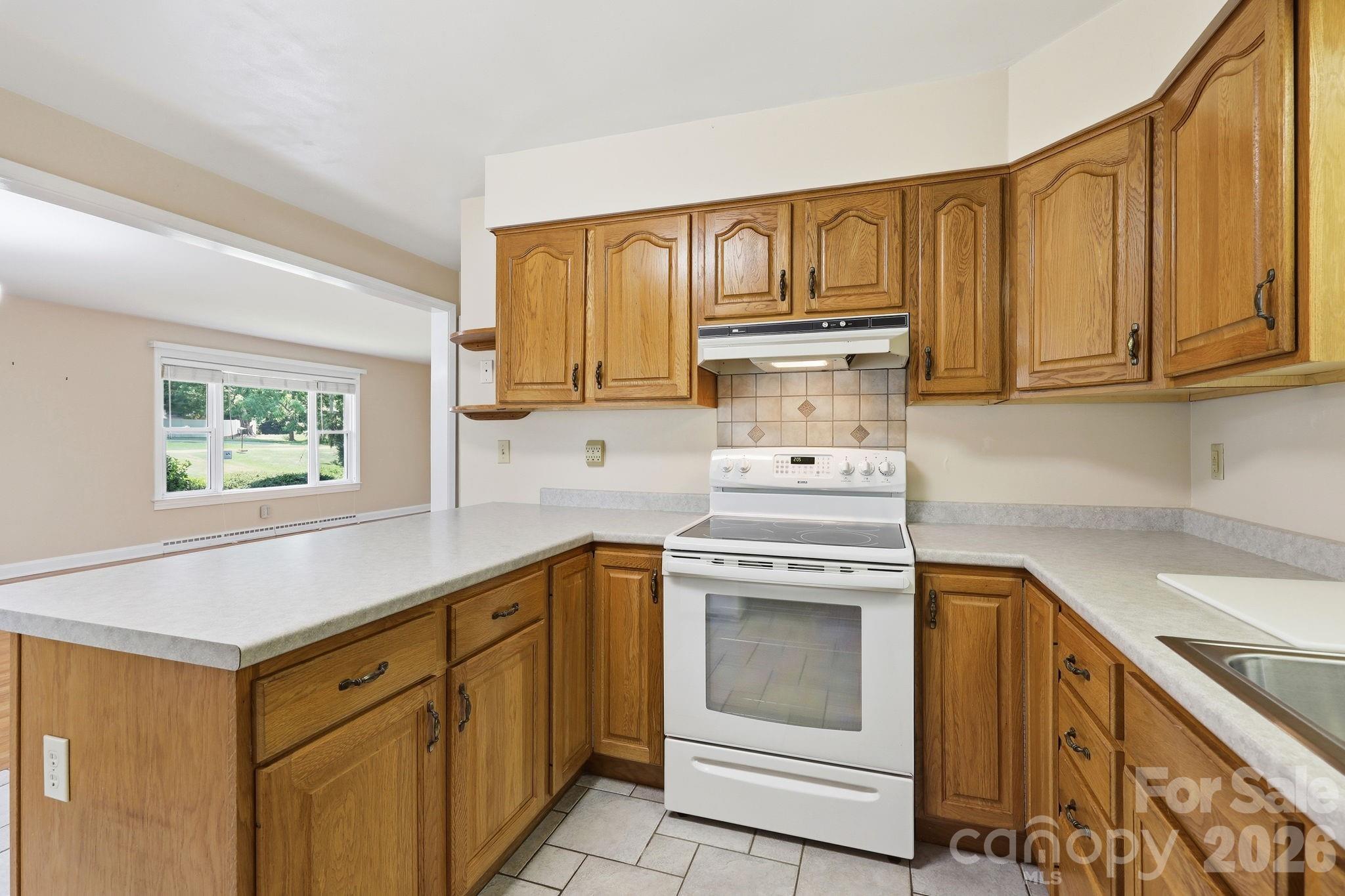 845 Sand Hill Road — Asheville