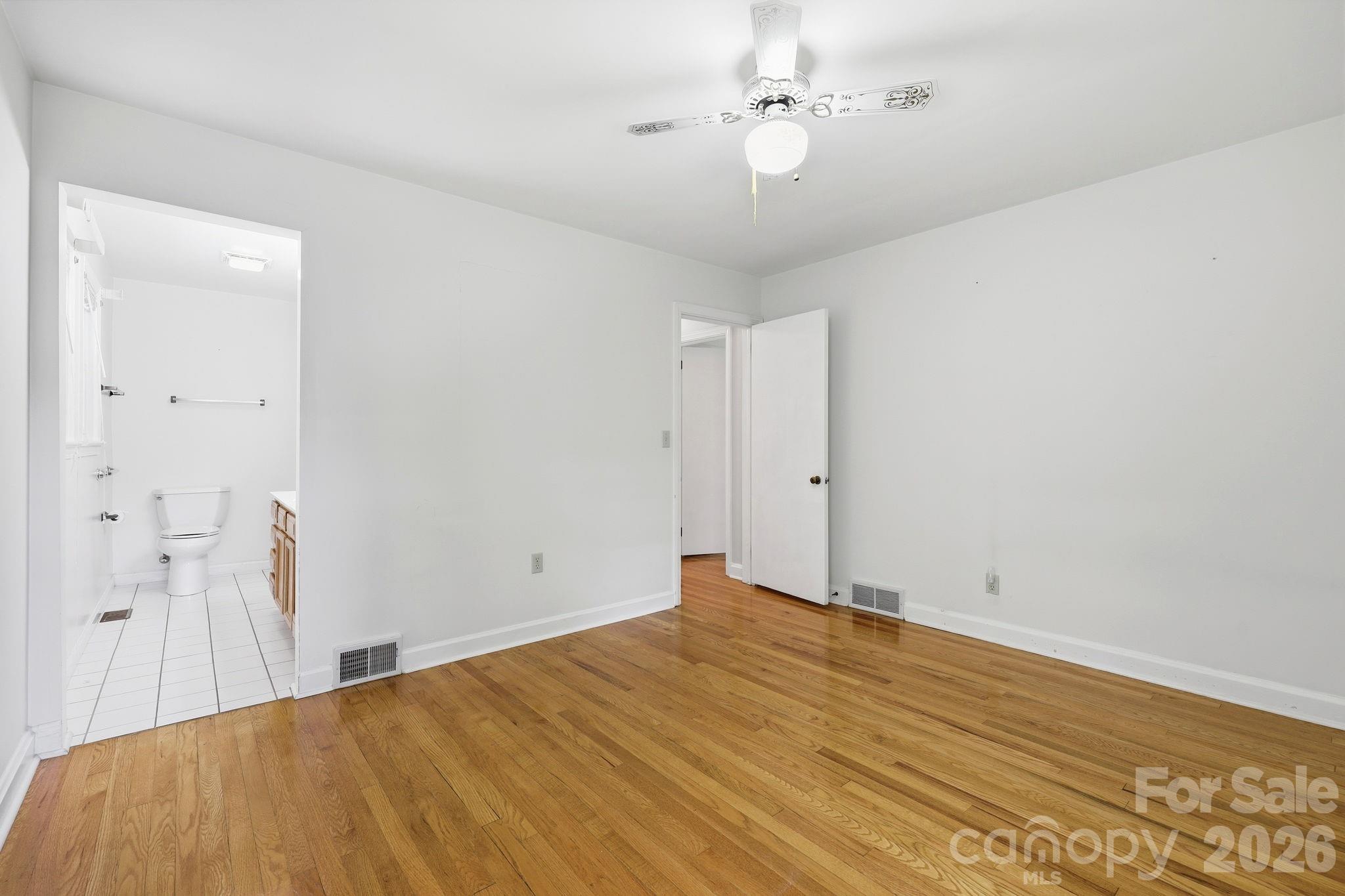 845 Sand Hill Road — Asheville