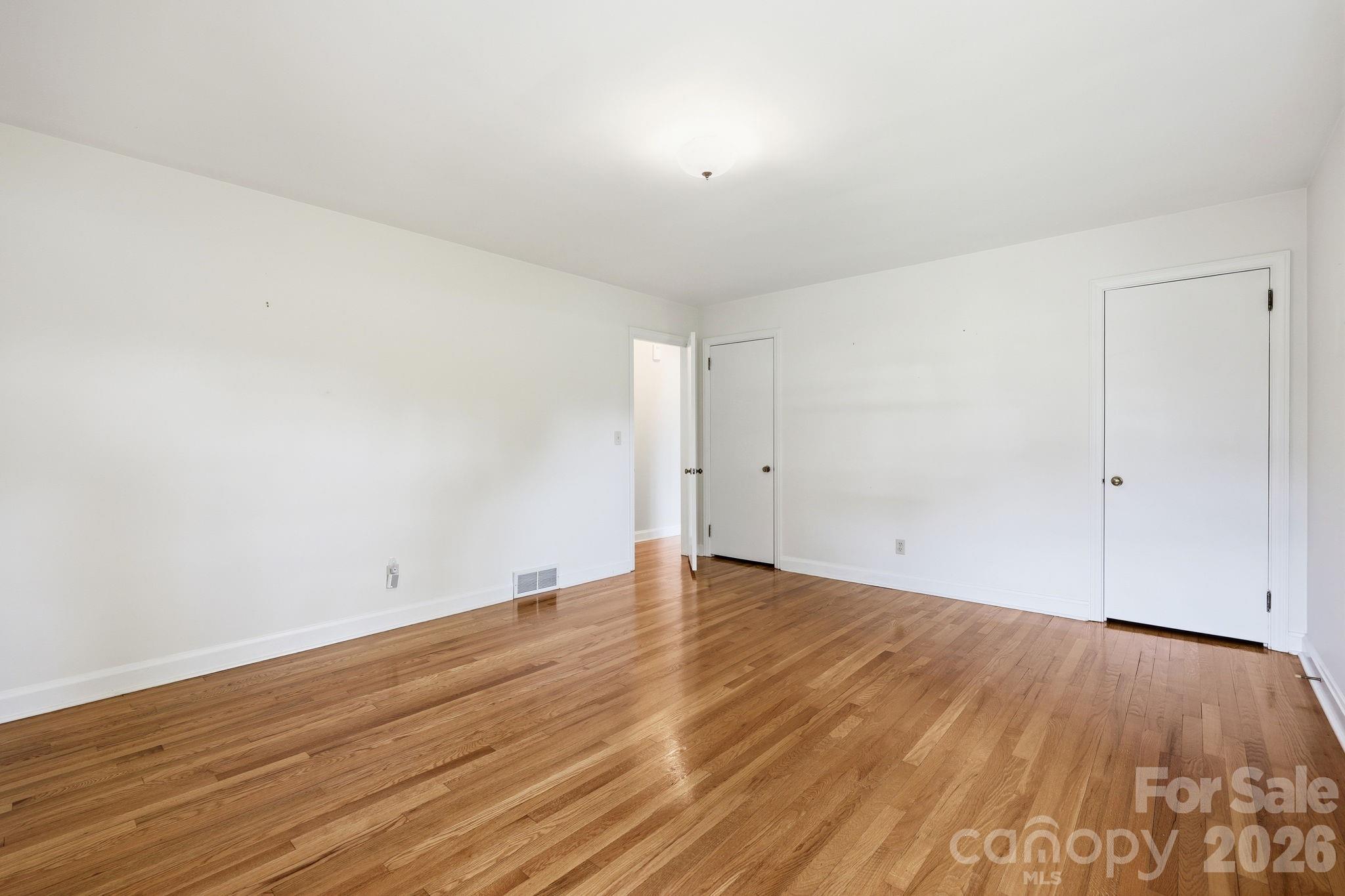 845 Sand Hill Road — Asheville