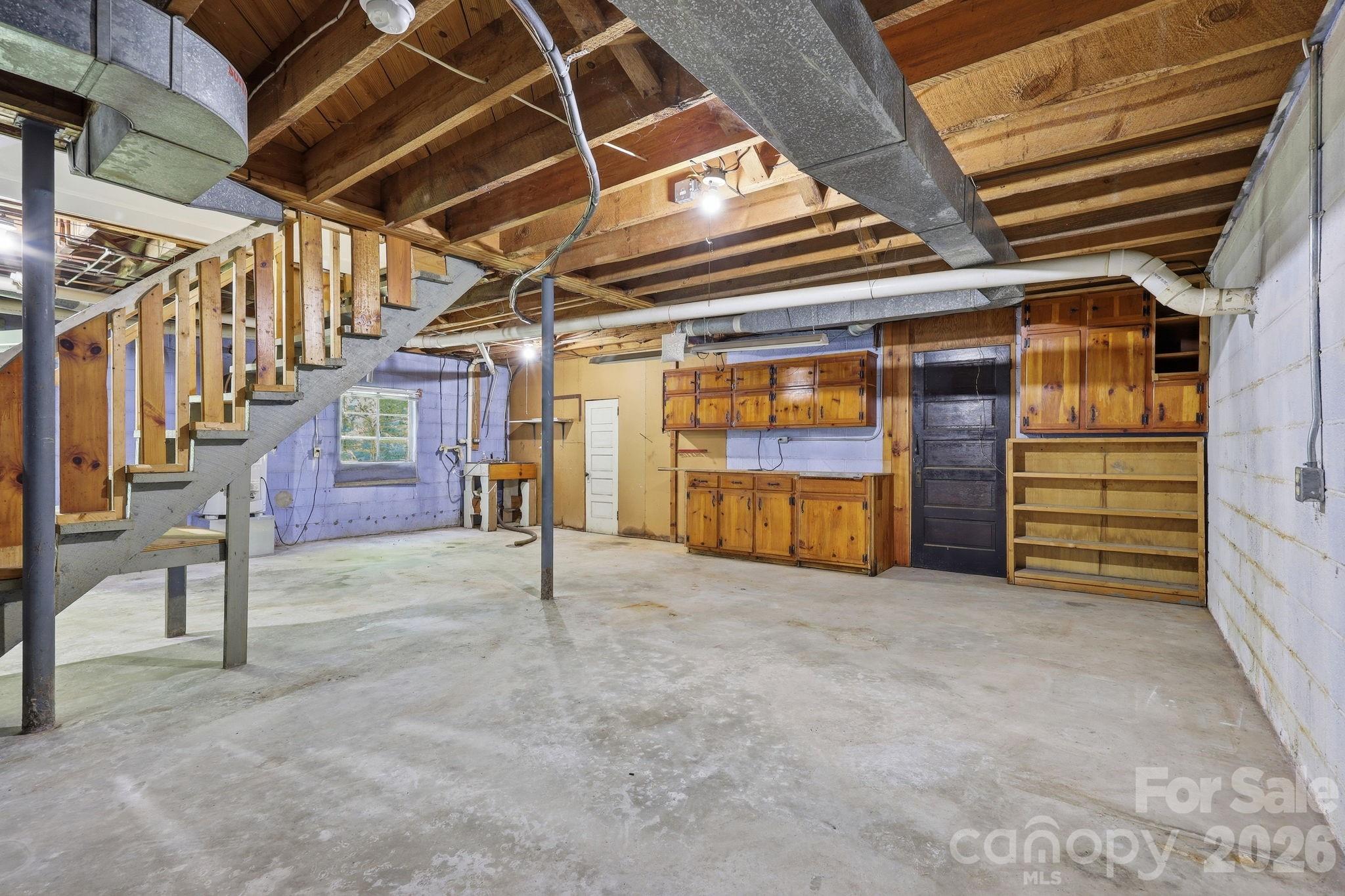 845 Sand Hill Road — Asheville