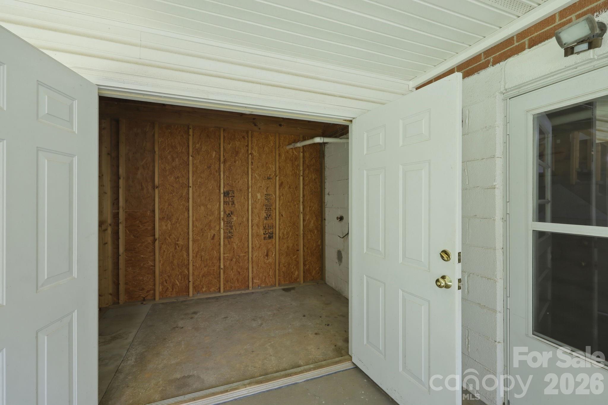845 Sand Hill Road — Asheville
