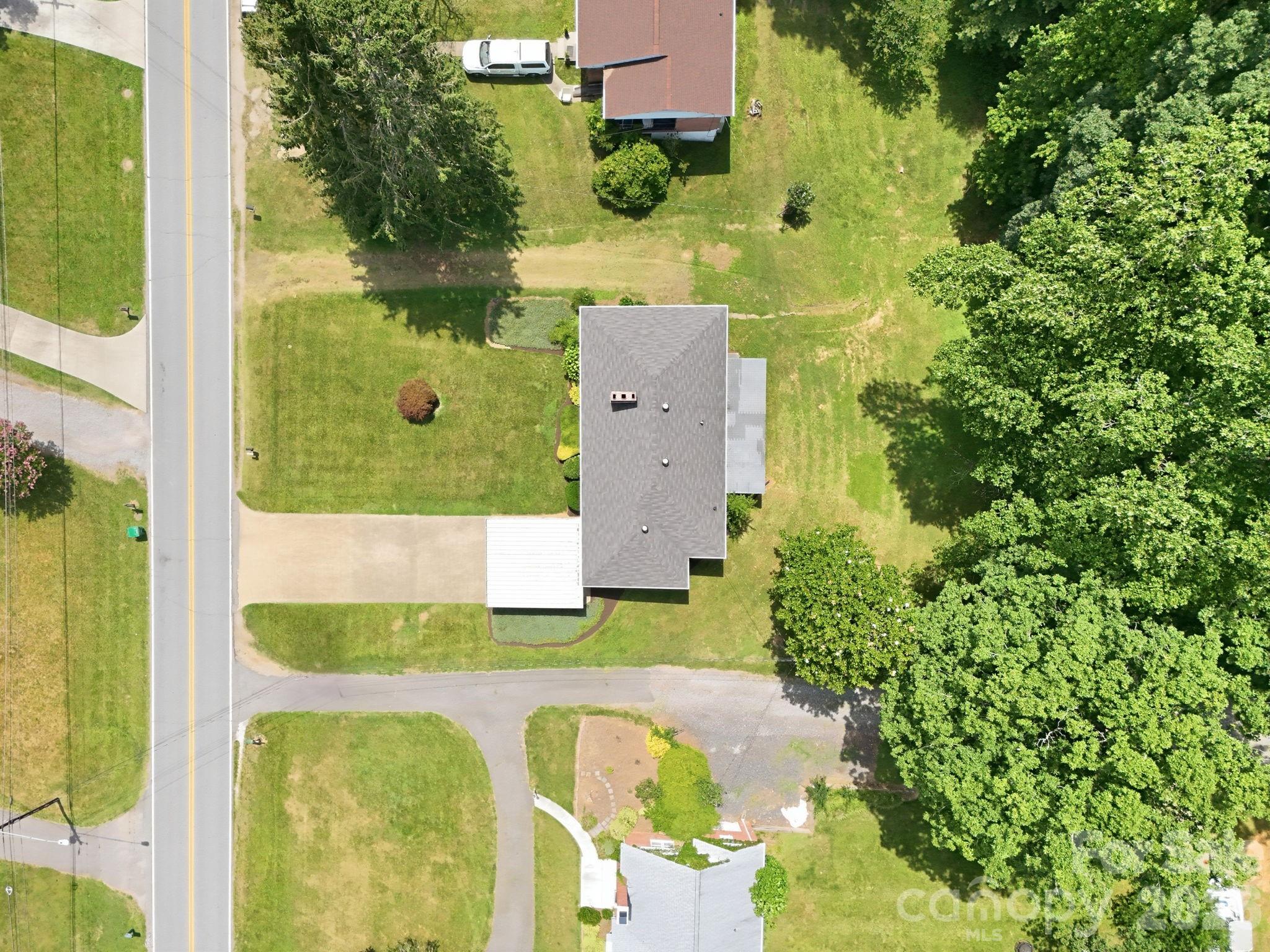 845 Sand Hill Road — Asheville
