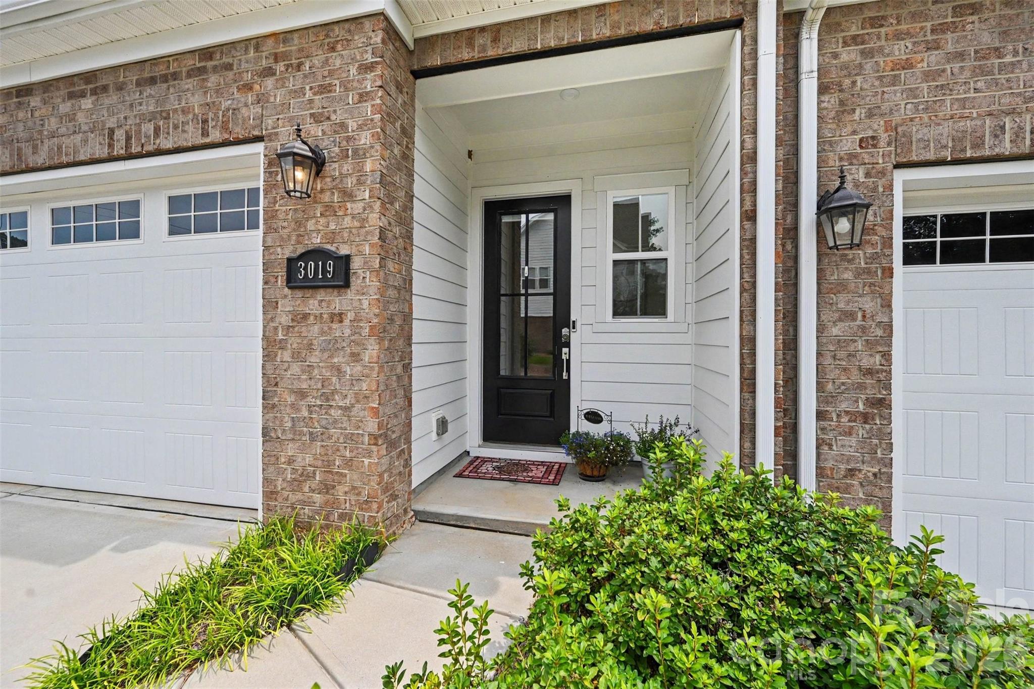 3019 Wittering Drive — Charlotte