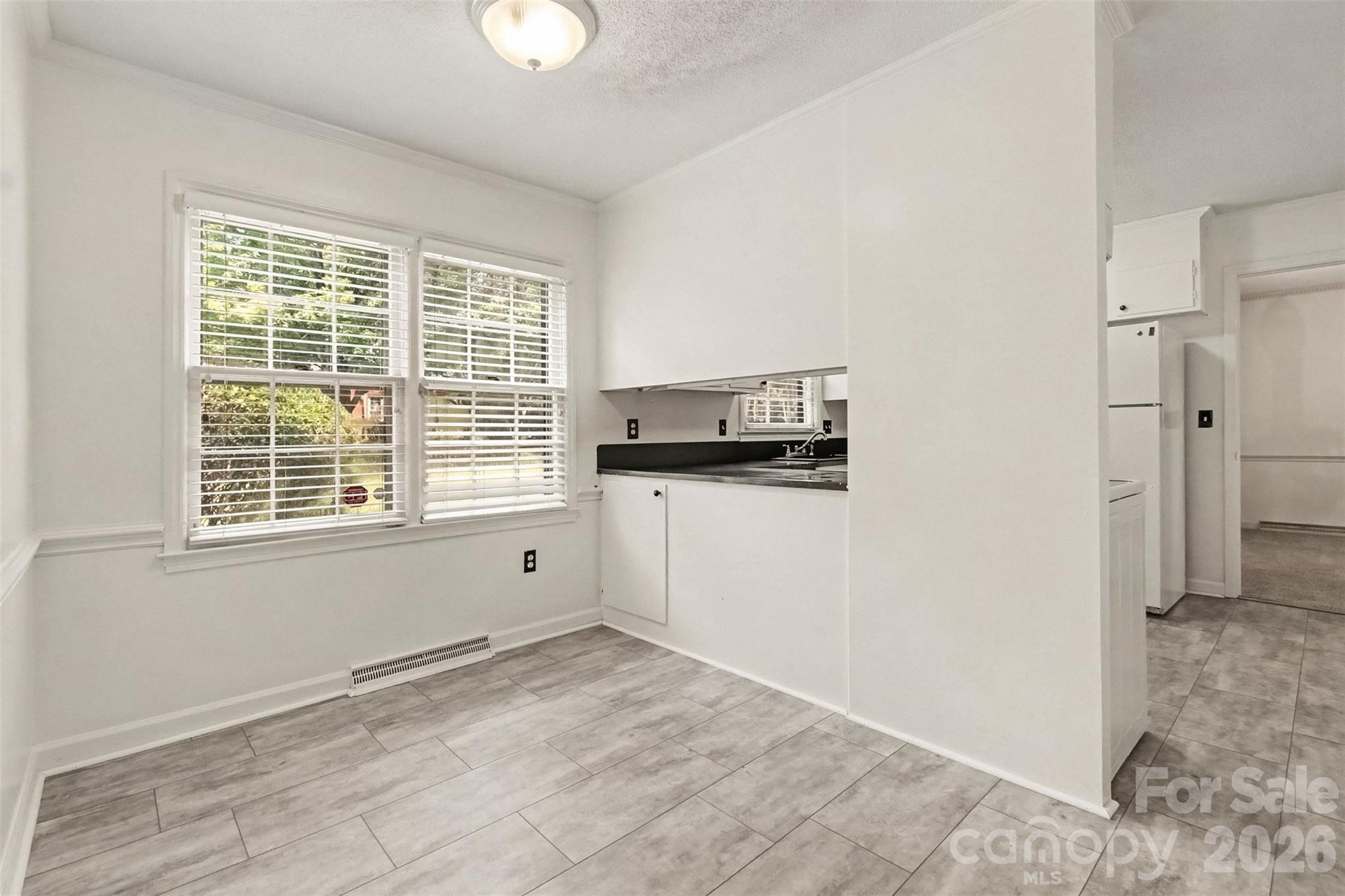 4221 Bridgewood Lane — Charlotte