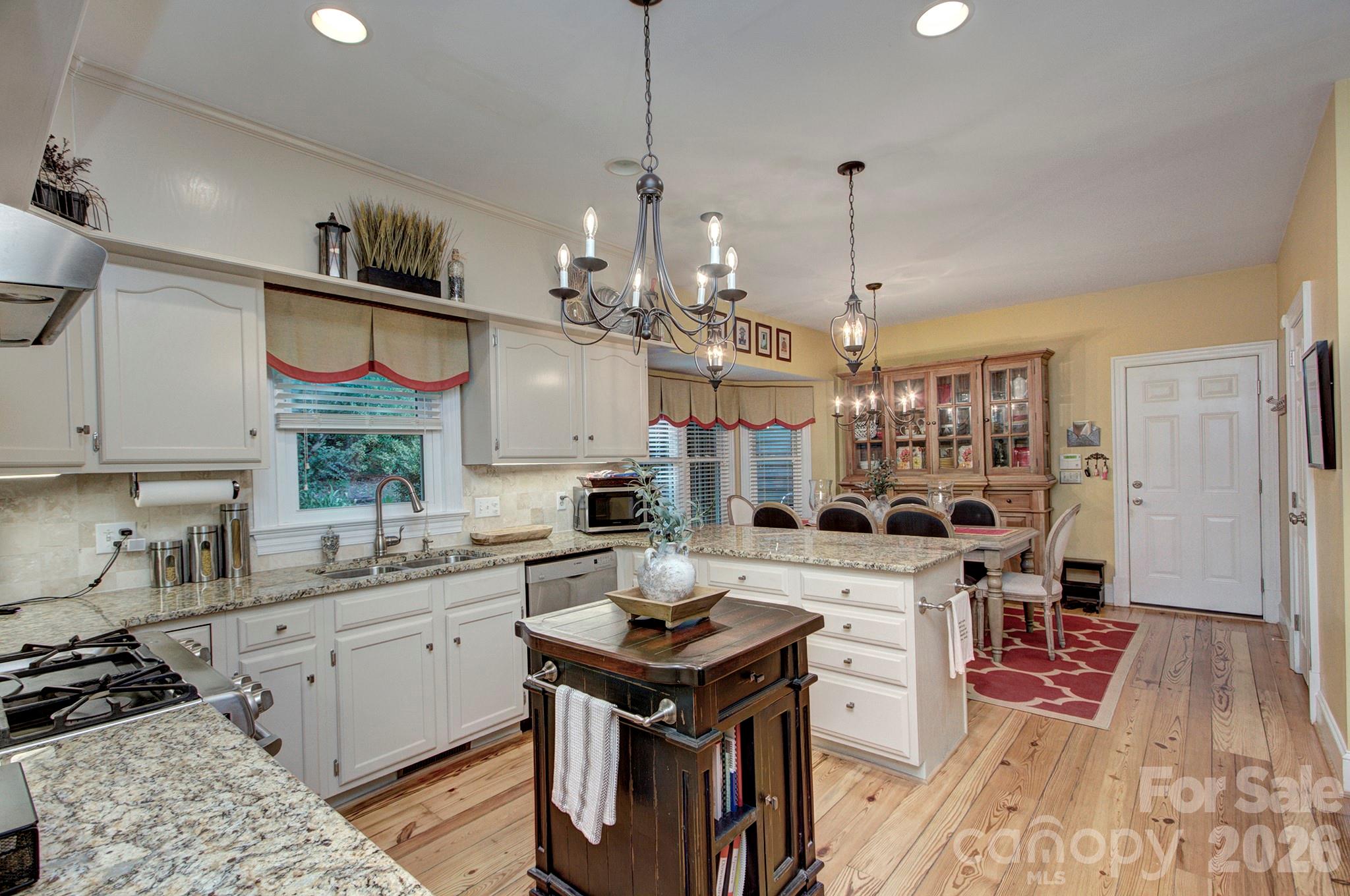 9209 Hanover South Trail — Charlotte