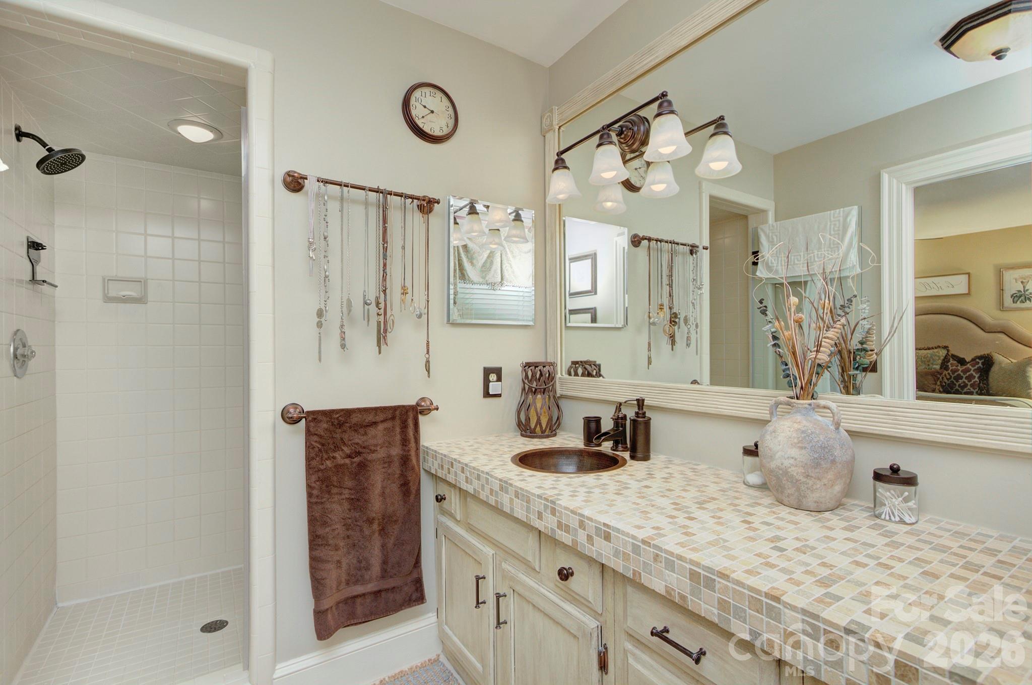 9209 Hanover South Trail — Charlotte
