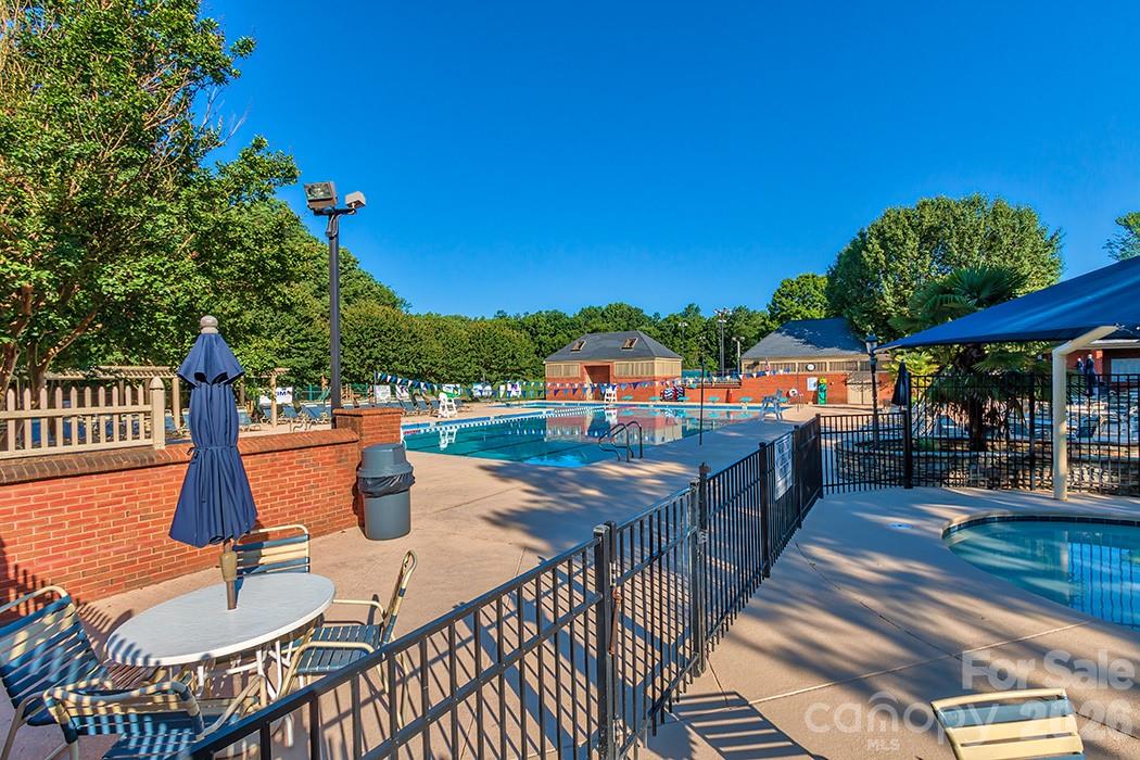 9209 Hanover South Trail — Charlotte