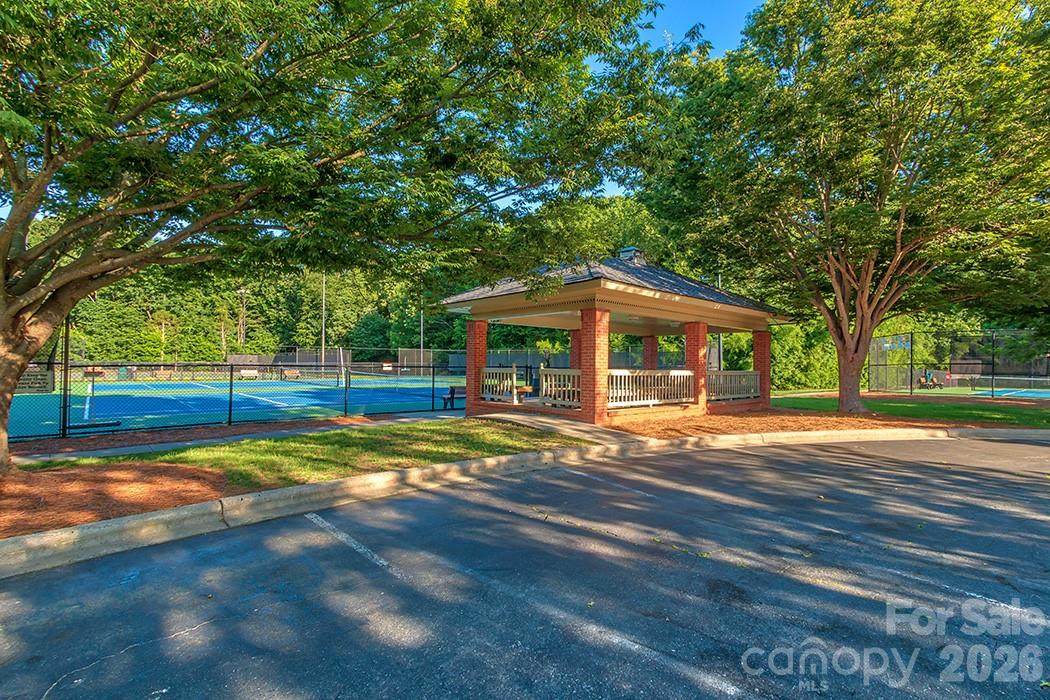 9209 Hanover South Trail — Charlotte