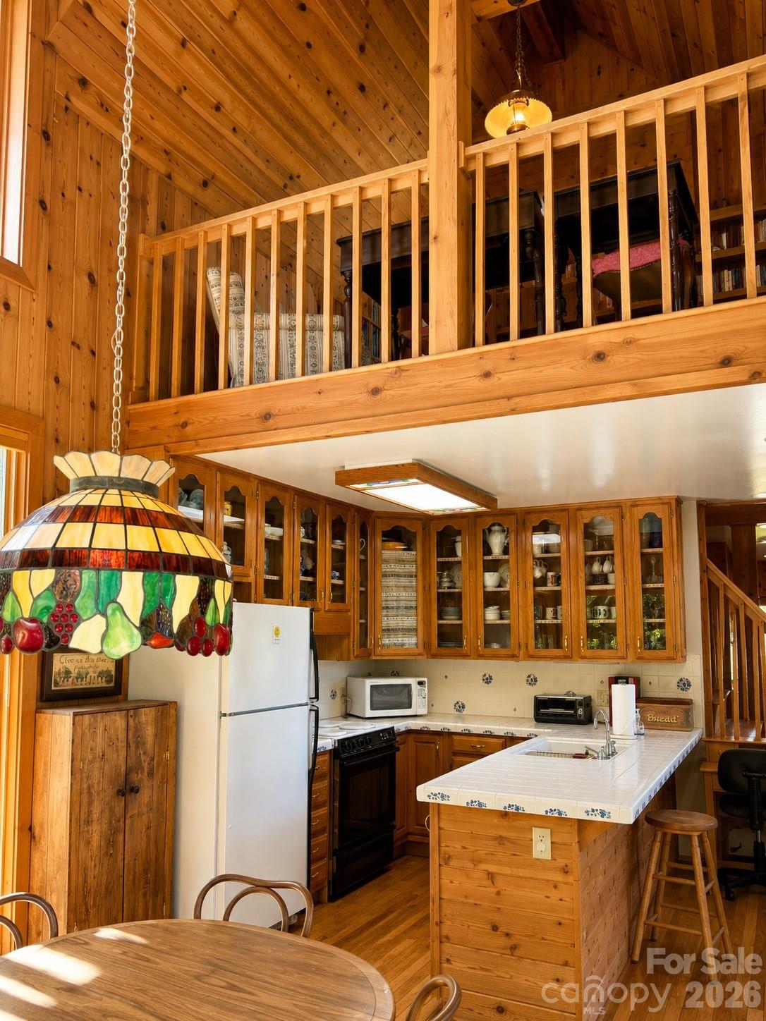 61 Skyfire Drive — Burnsville