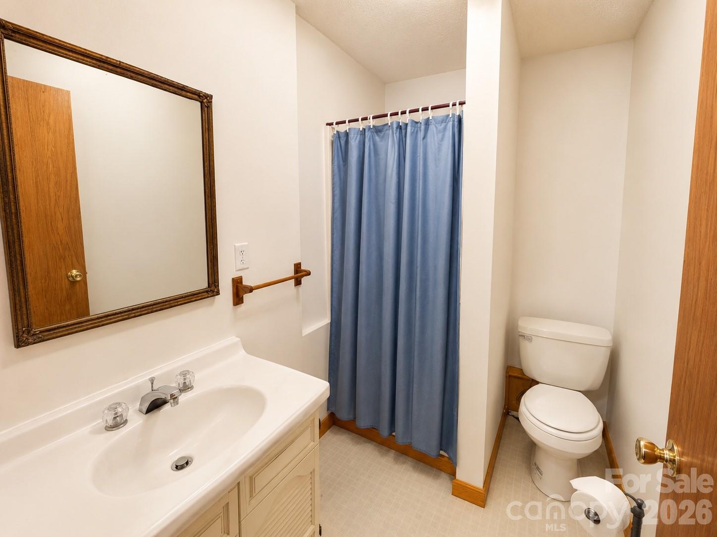 61 Skyfire Drive — Burnsville