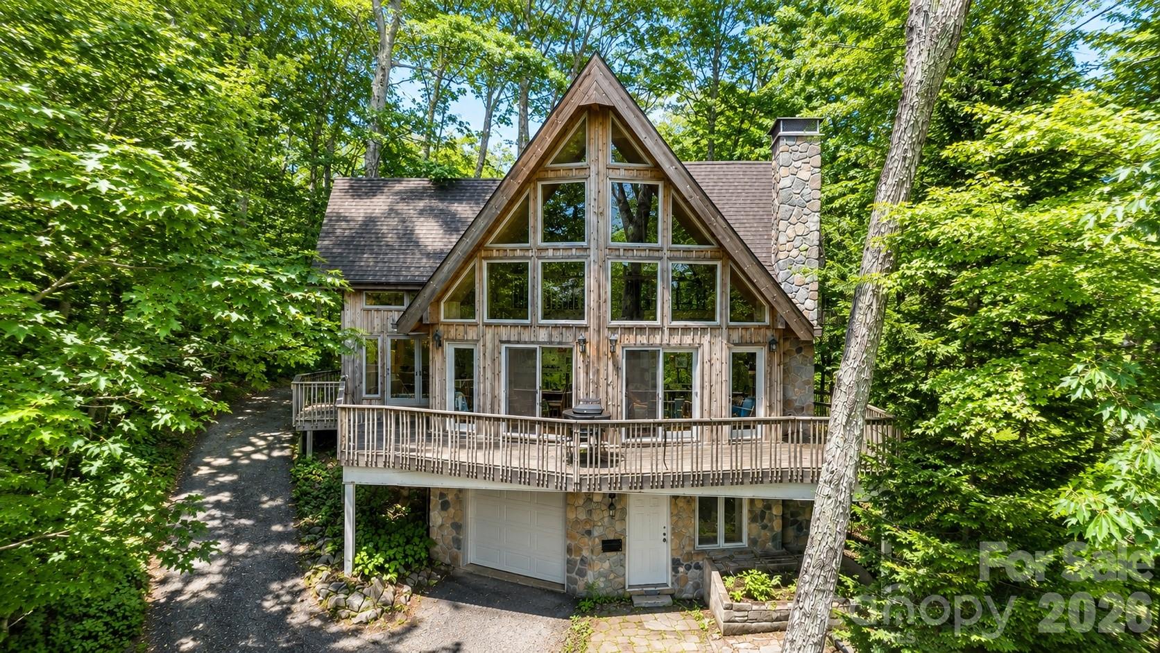 61 Skyfire Drive — Burnsville