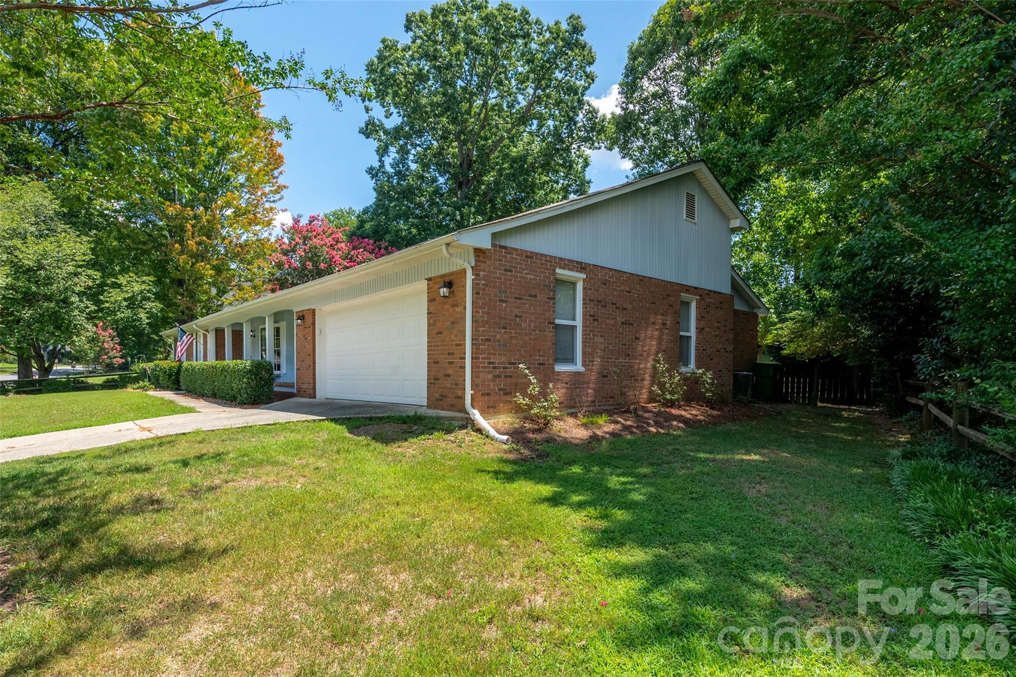 6637 Old Post Road — Charlotte