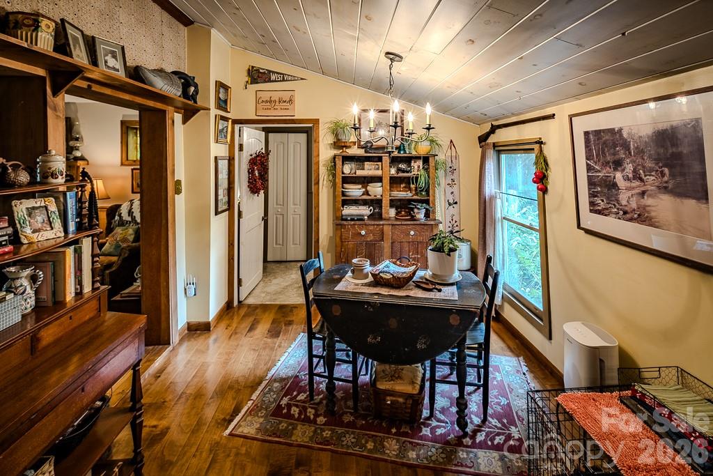 5950 N US 19e Highway — Newland