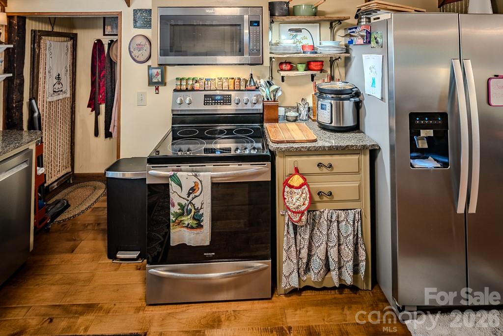 5950 N US 19e Highway — Newland